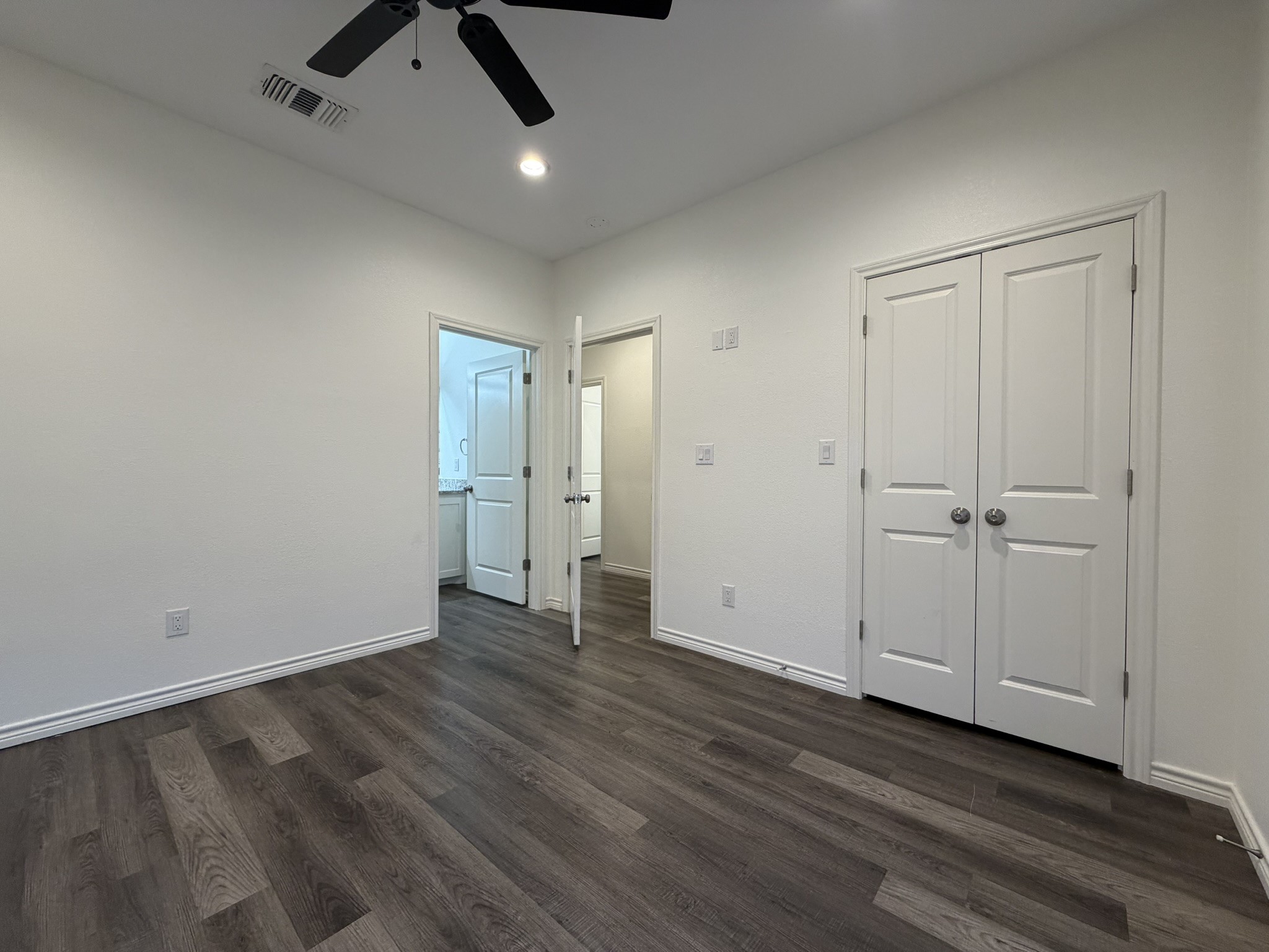 613 W Parnell Denison TX 75020