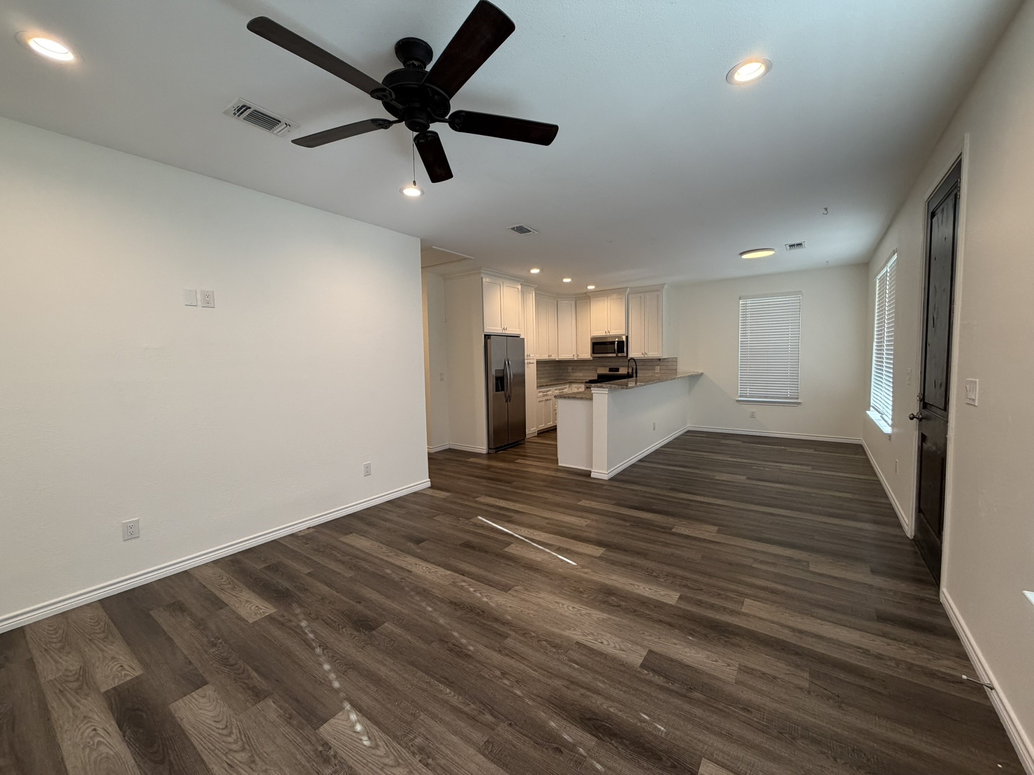 613 W Parnell Denison TX 75020