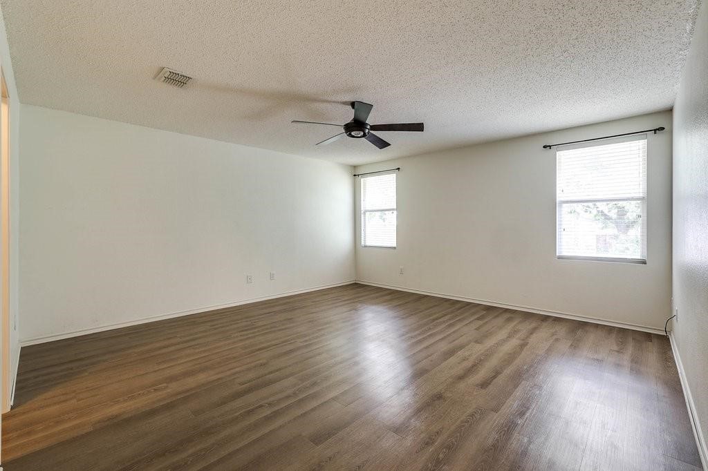 638 Silvertop Road Arlington TX 76002