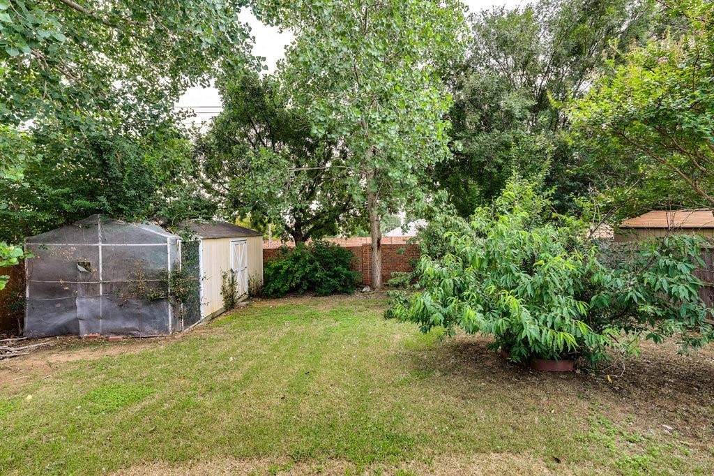 638 Silvertop Road Arlington TX 76002