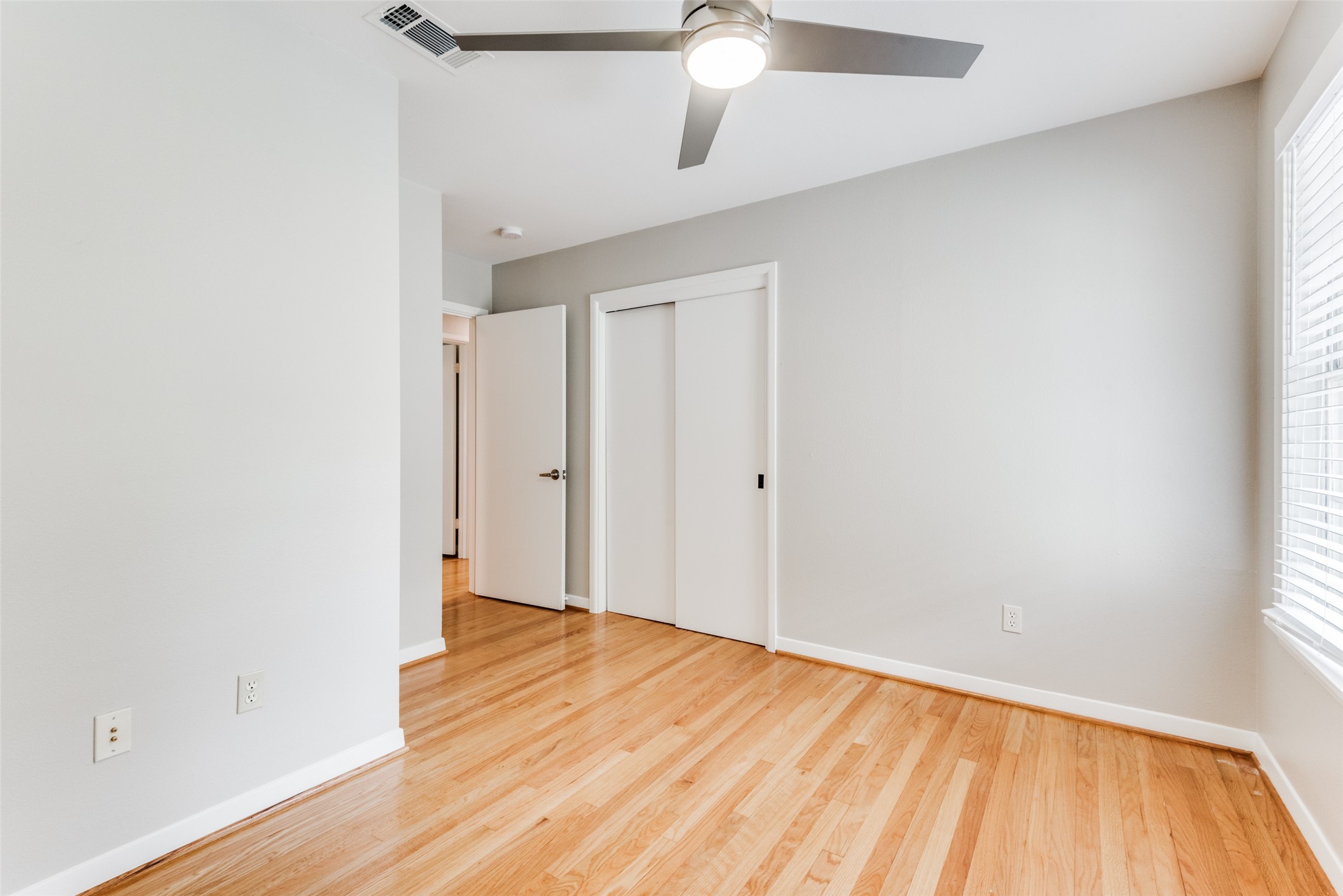 2012 Atlantic Street Dallas TX 75208