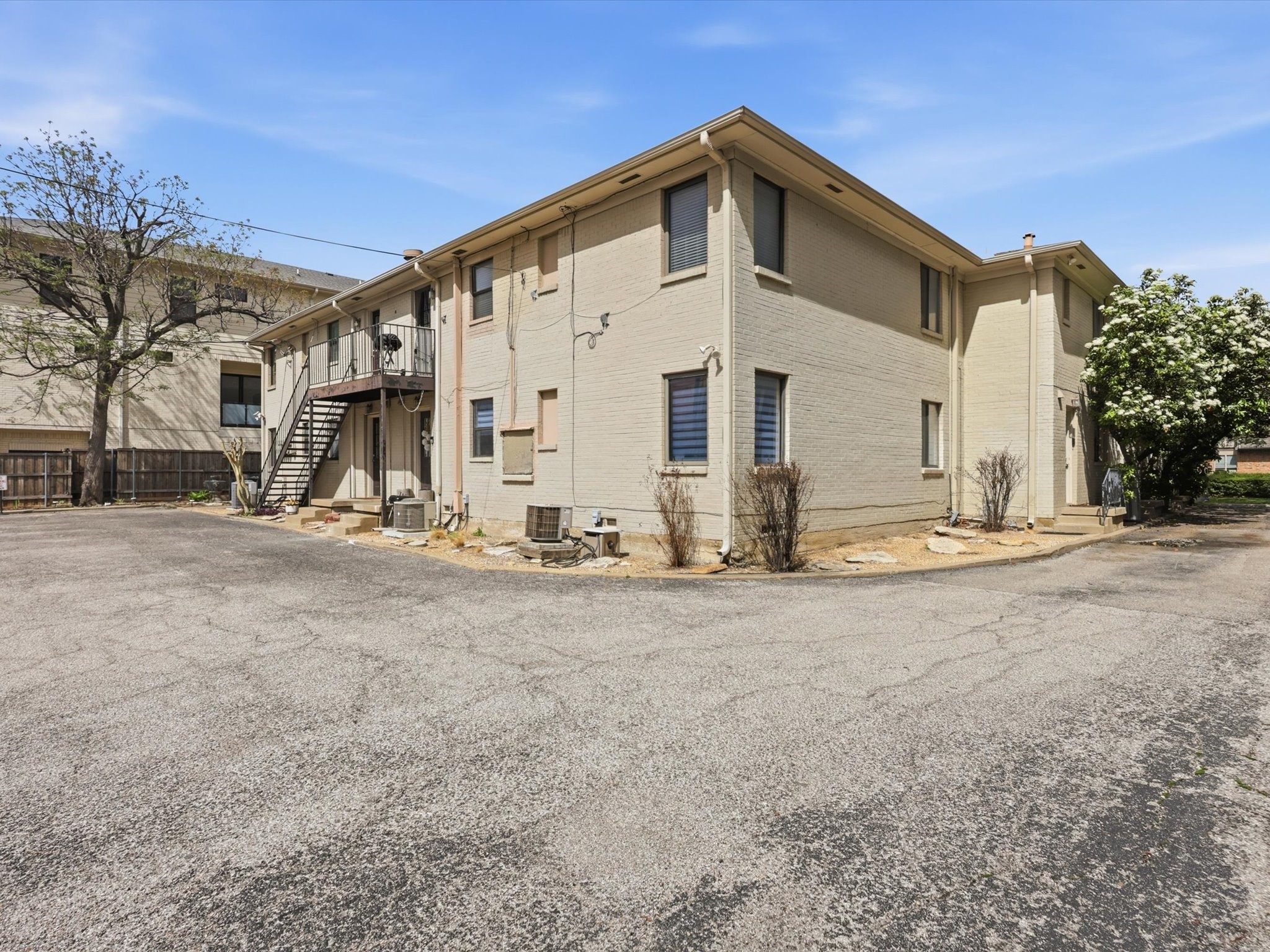 4115 Bowser Avenue Dallas TX 75219