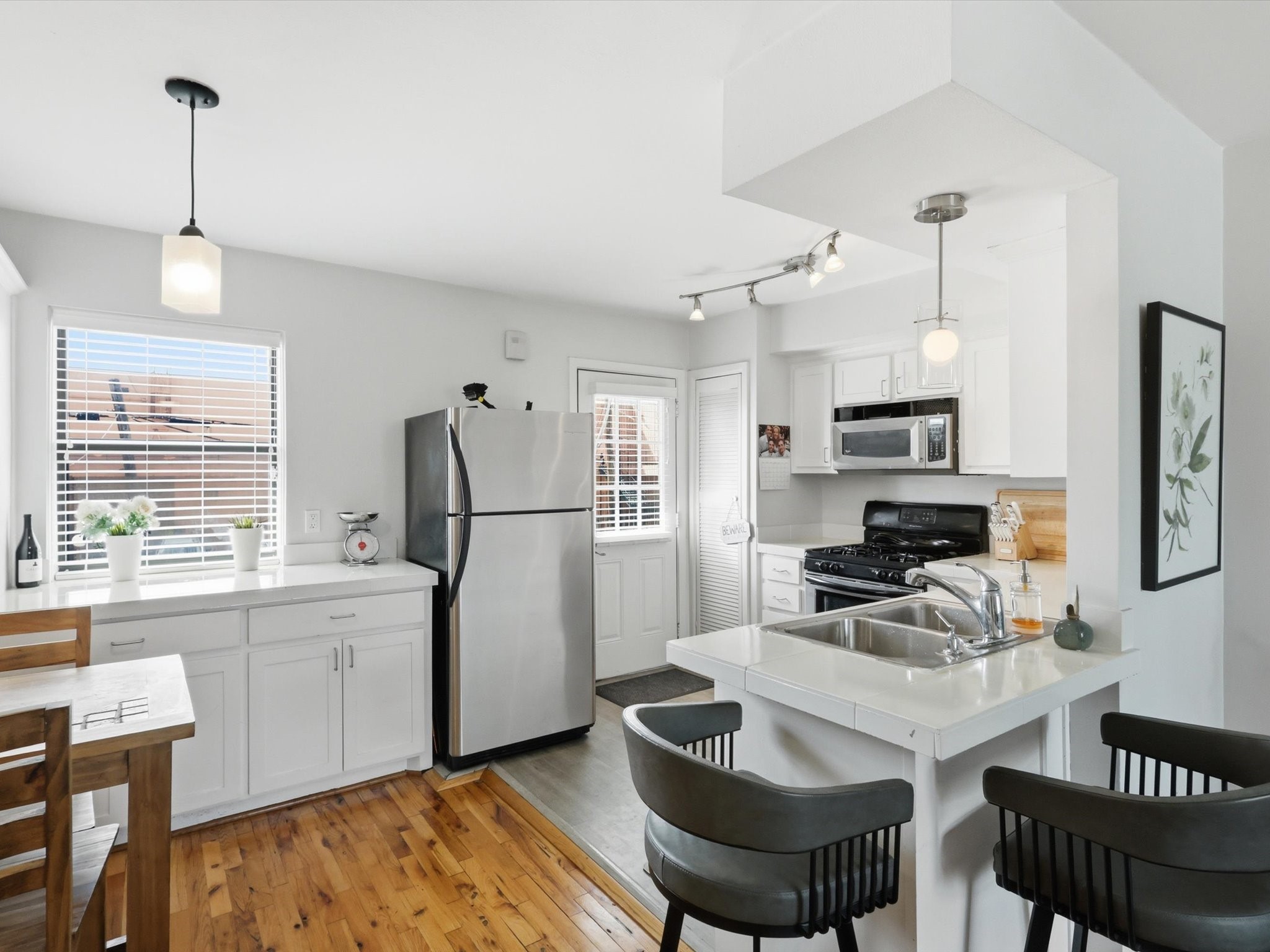 4115 Bowser Avenue Dallas TX 75219