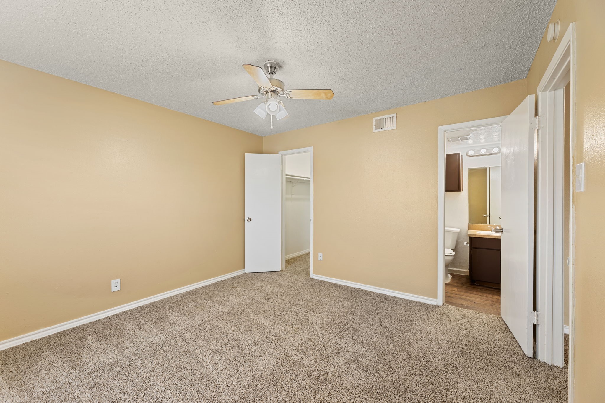2515 Altamesa Boulevard Fort Worth TX 76133