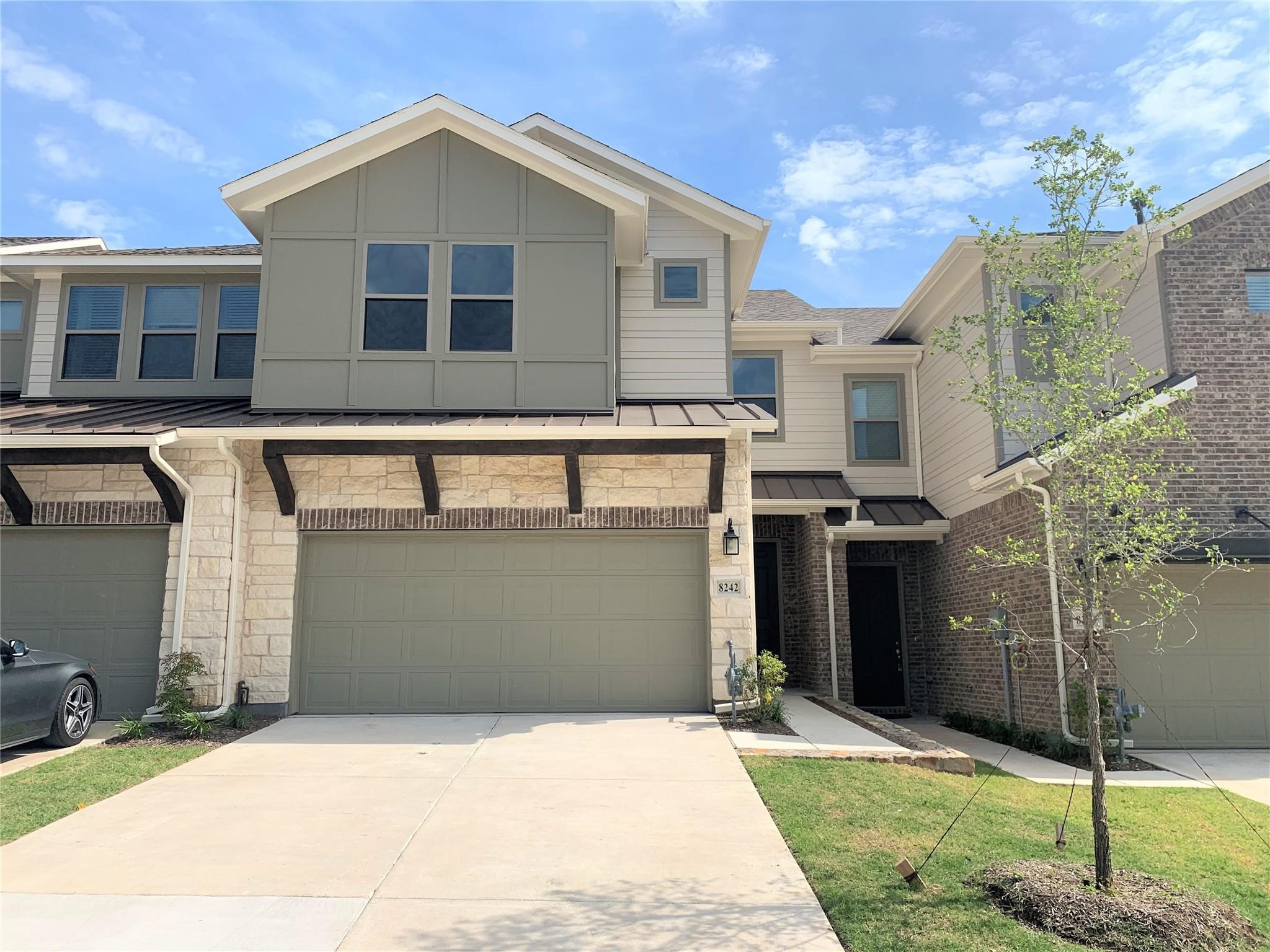 8242 Primrose Way Dallas TX 75252