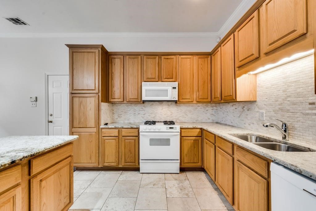 5844 Oram Street Dallas TX 75206