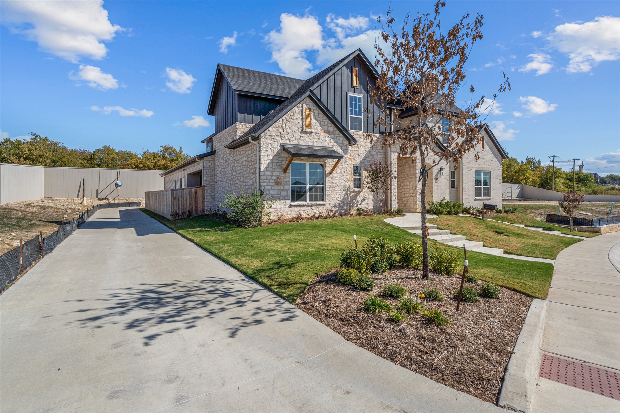 170 Hulen Circle Aledo TX 76008