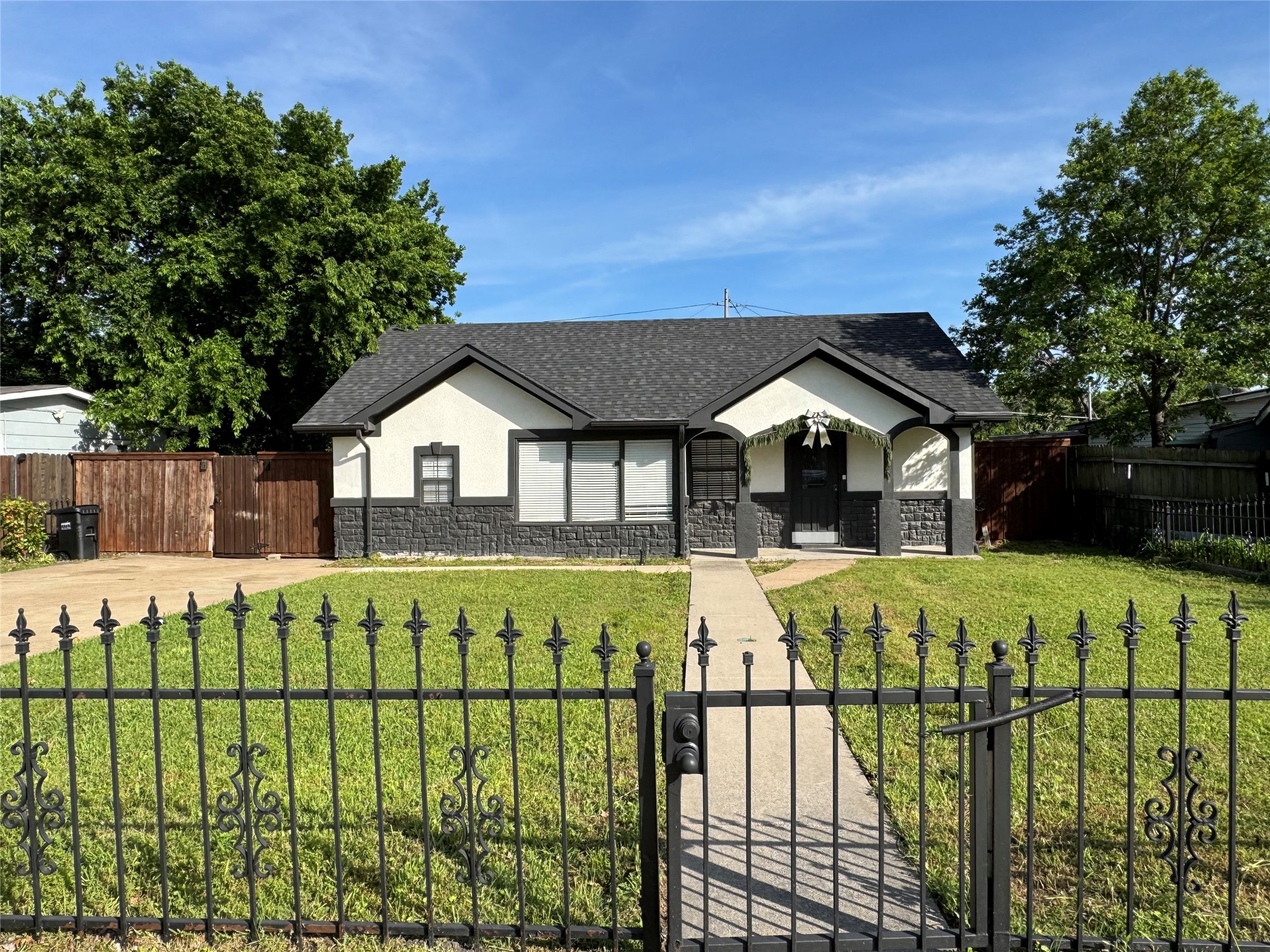 412 Willowbrook Drive Mesquite TX 75149