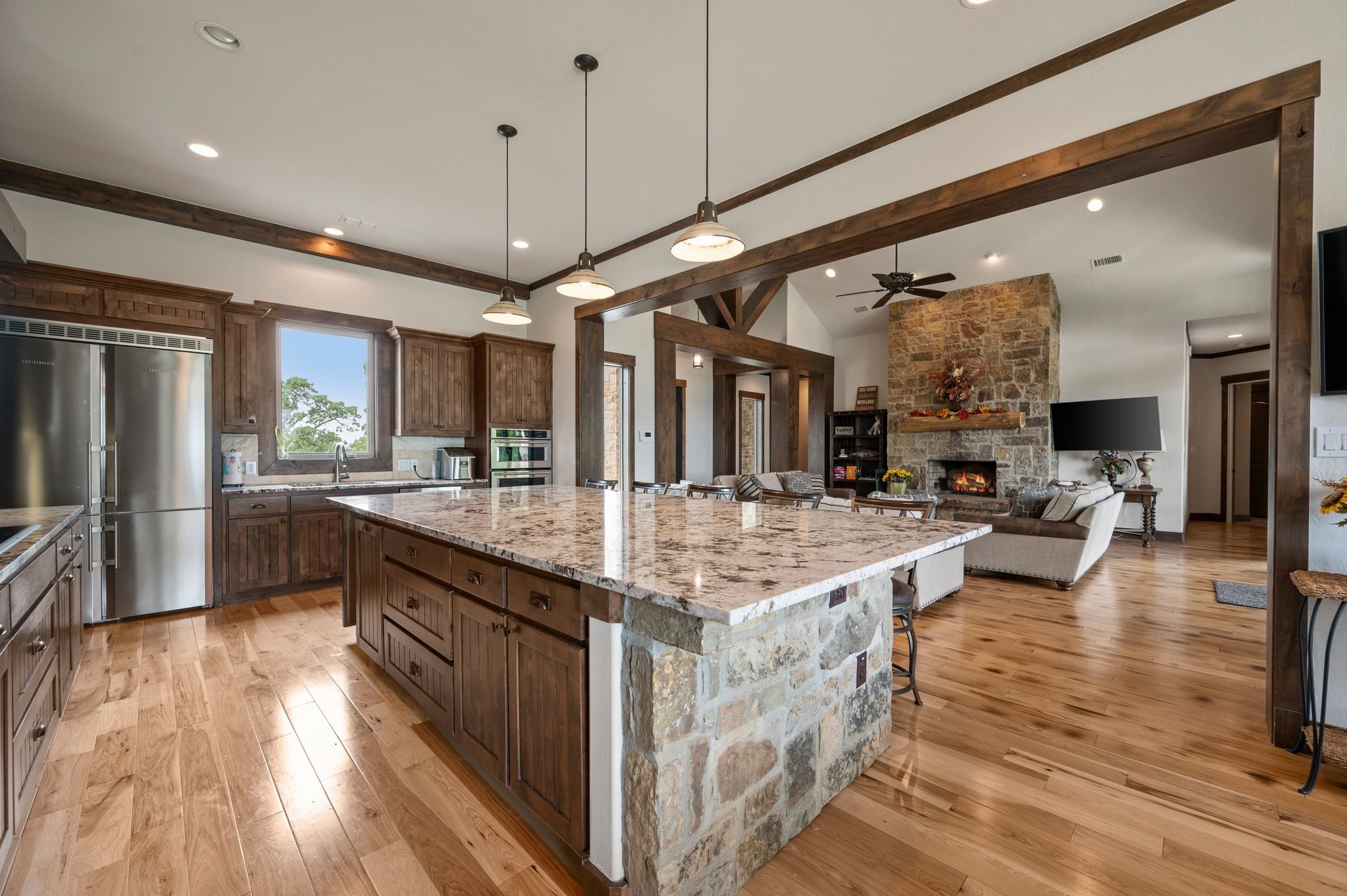 248 Howard Road Valley View TX 76272