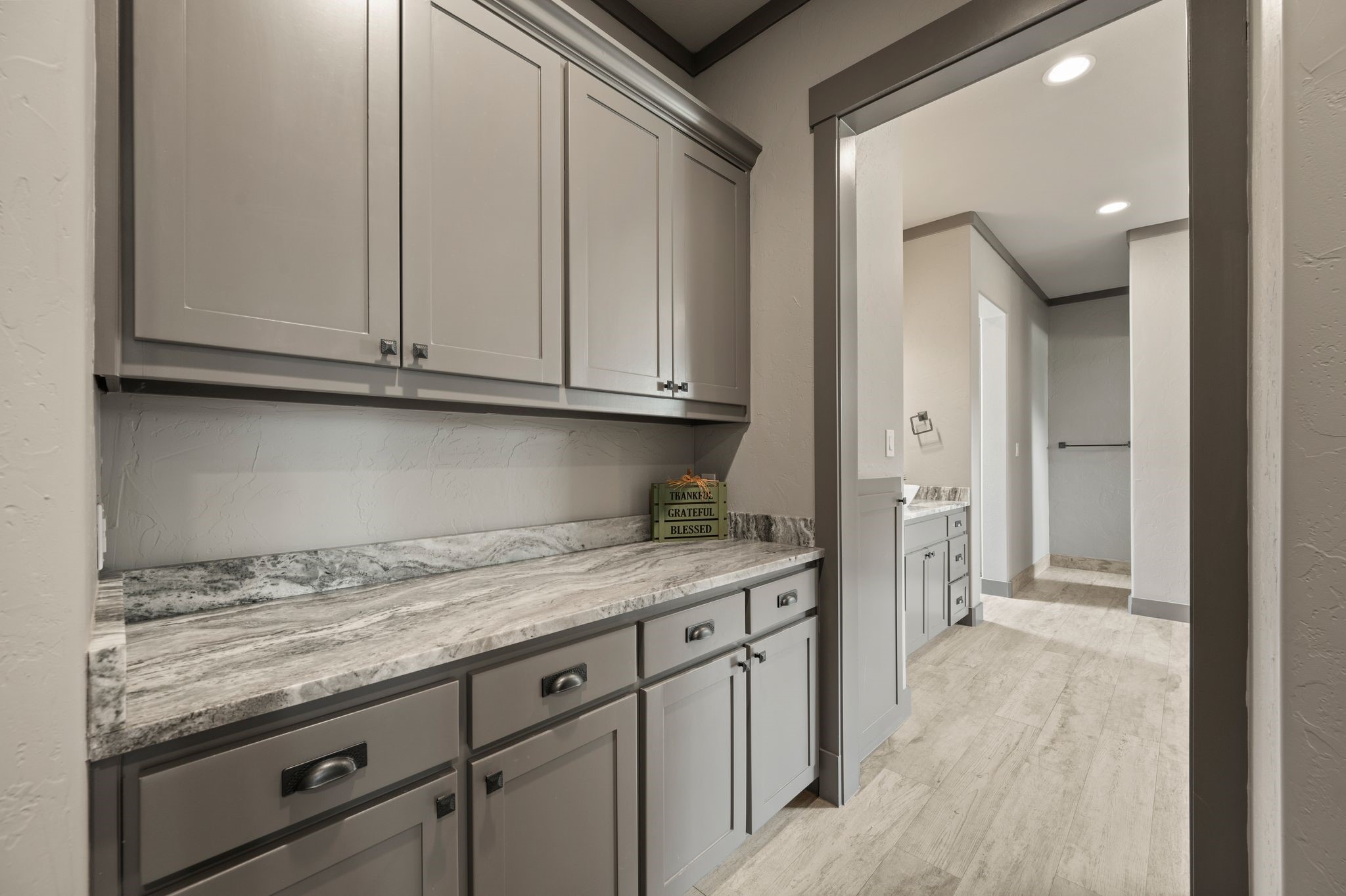 248 Howard Road Valley View TX 76272