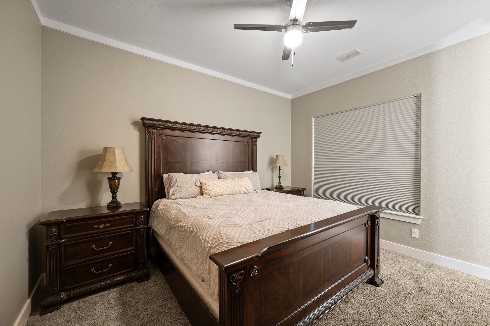 248 Howard Road Valley View TX 76272