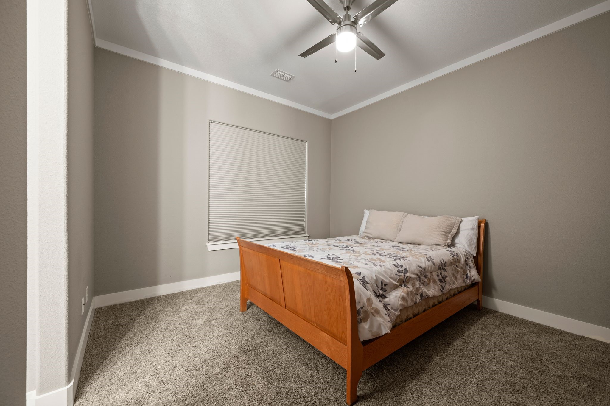 248 Howard Road Valley View TX 76272