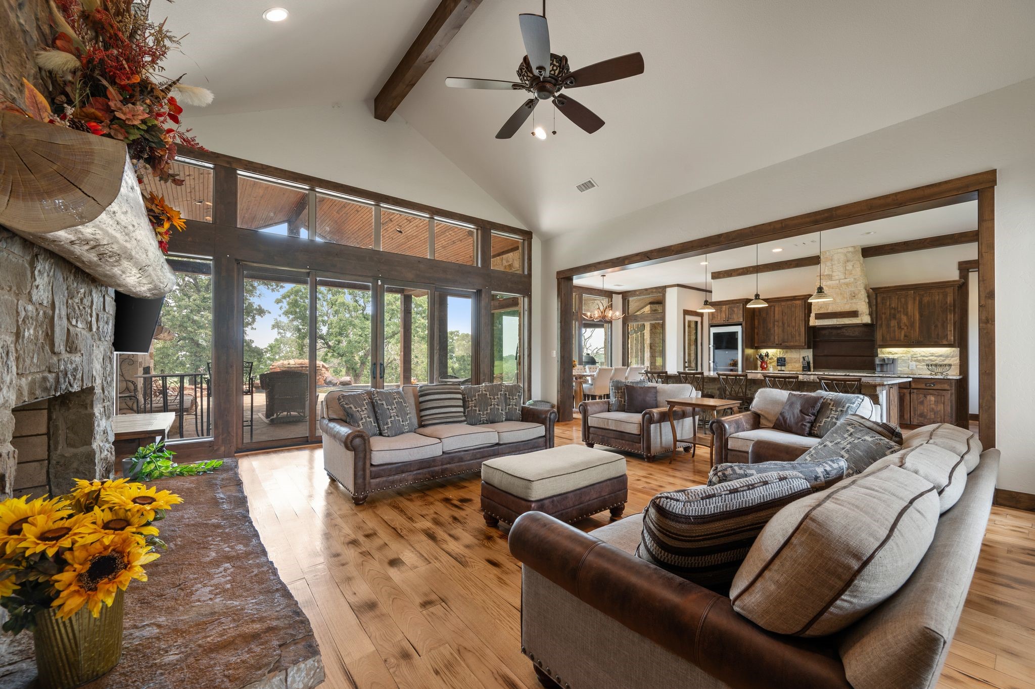 248 Howard Road Valley View TX 76272