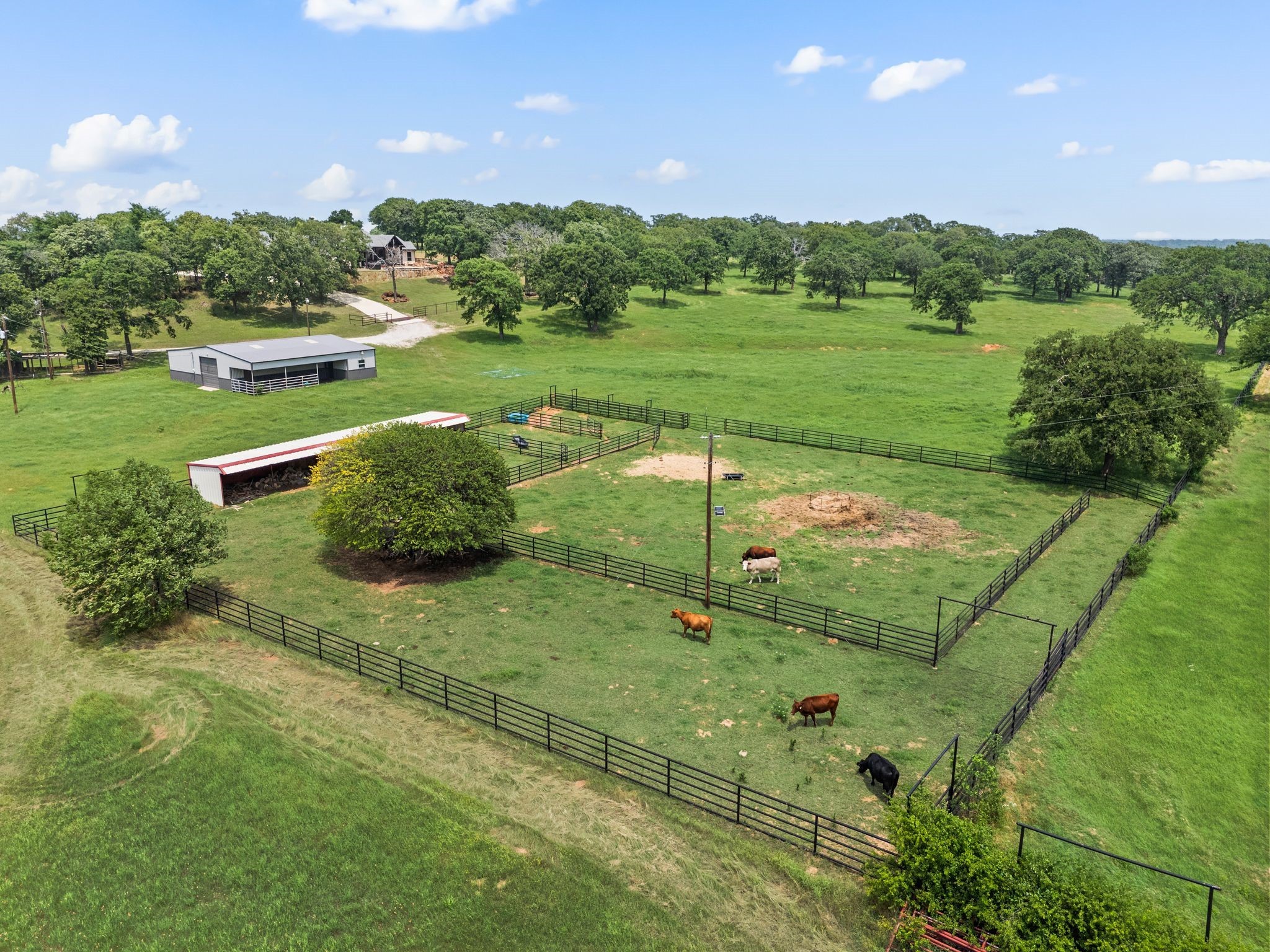 248 Howard Road Valley View TX 76272