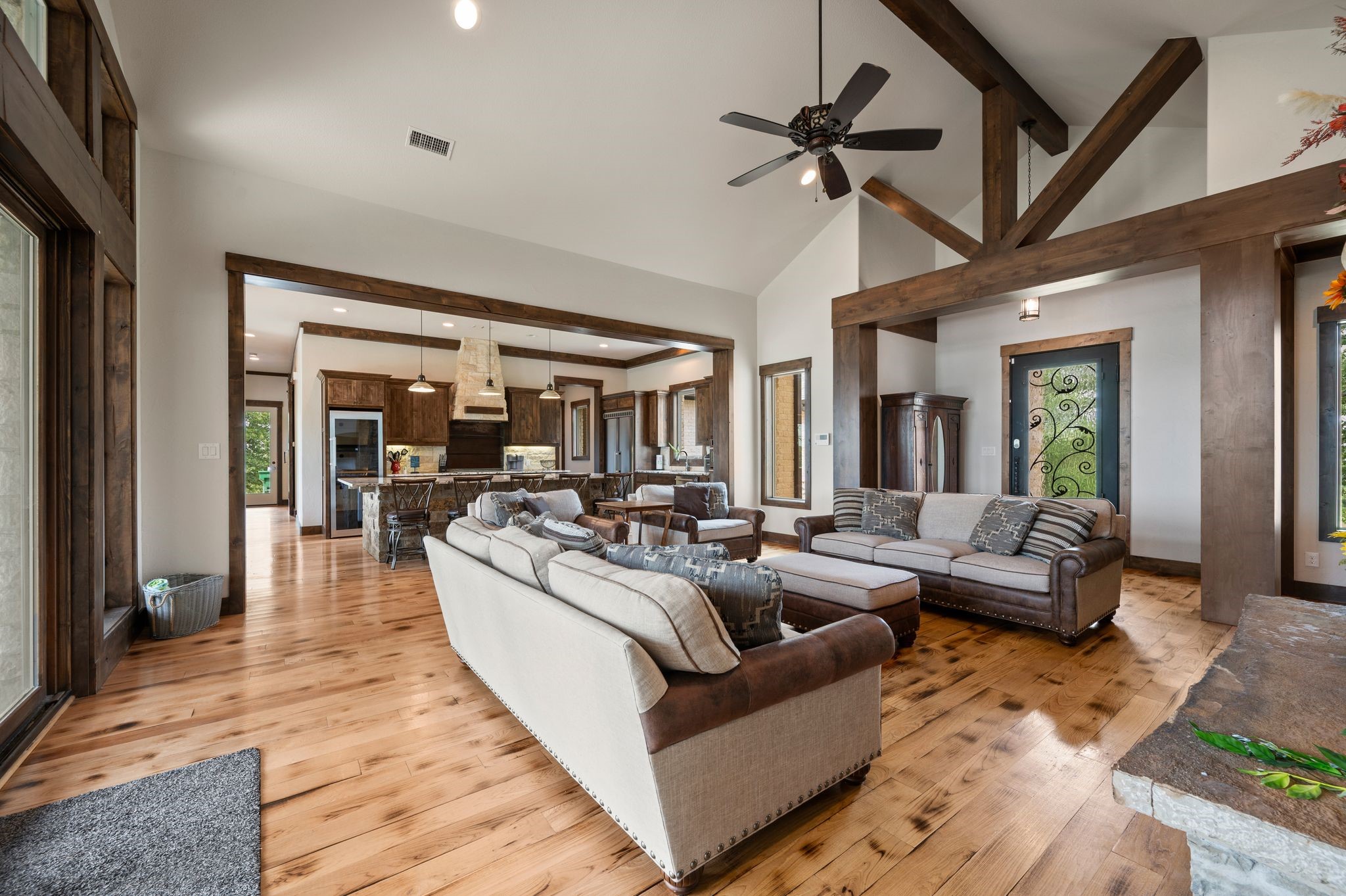 248 Howard Road Valley View TX 76272