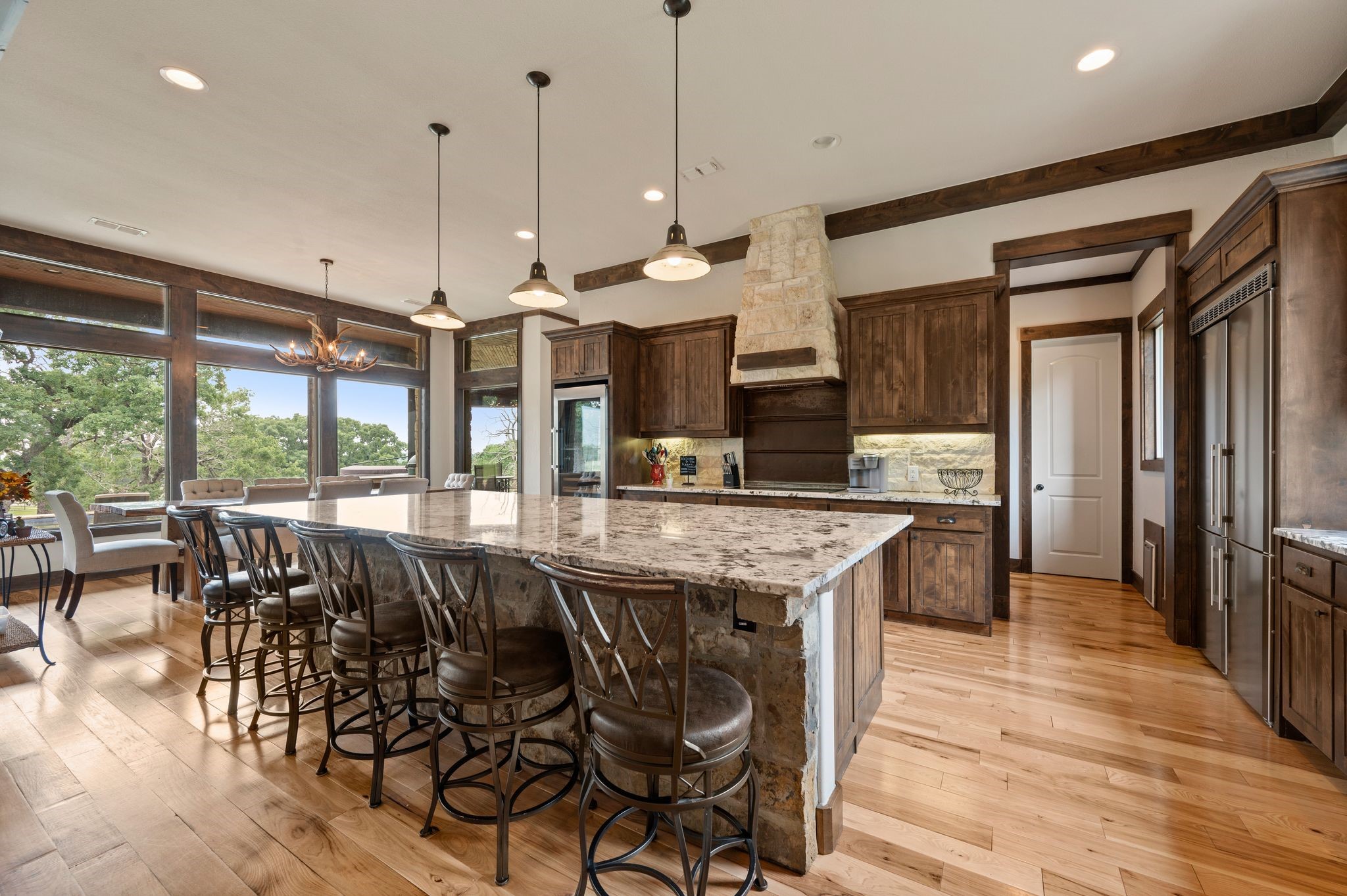 248 Howard Road Valley View TX 76272