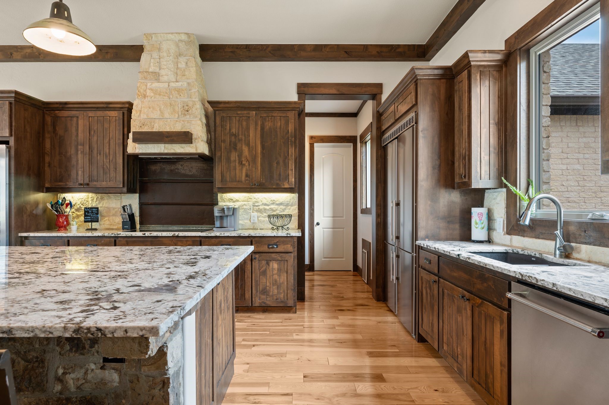 248 Howard Road Valley View TX 76272