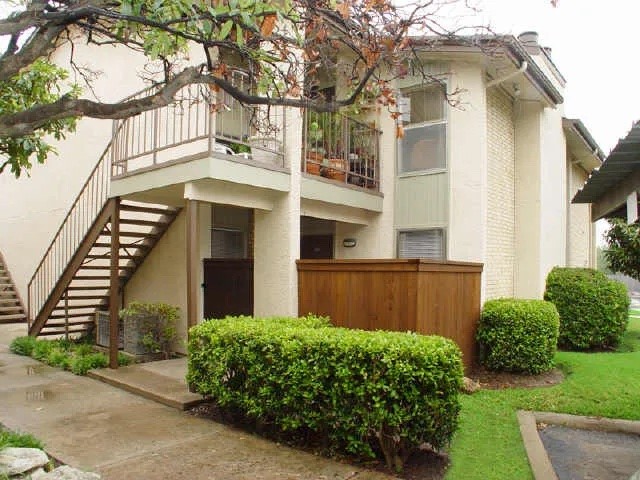12816 Midway Road Dallas TX 75244