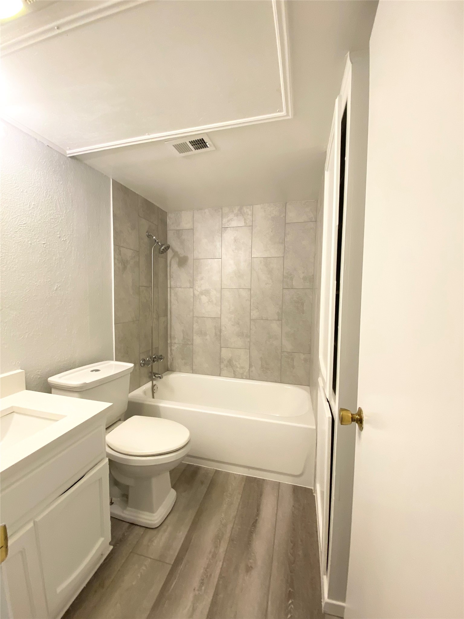 12816 Midway Road Dallas TX 75244