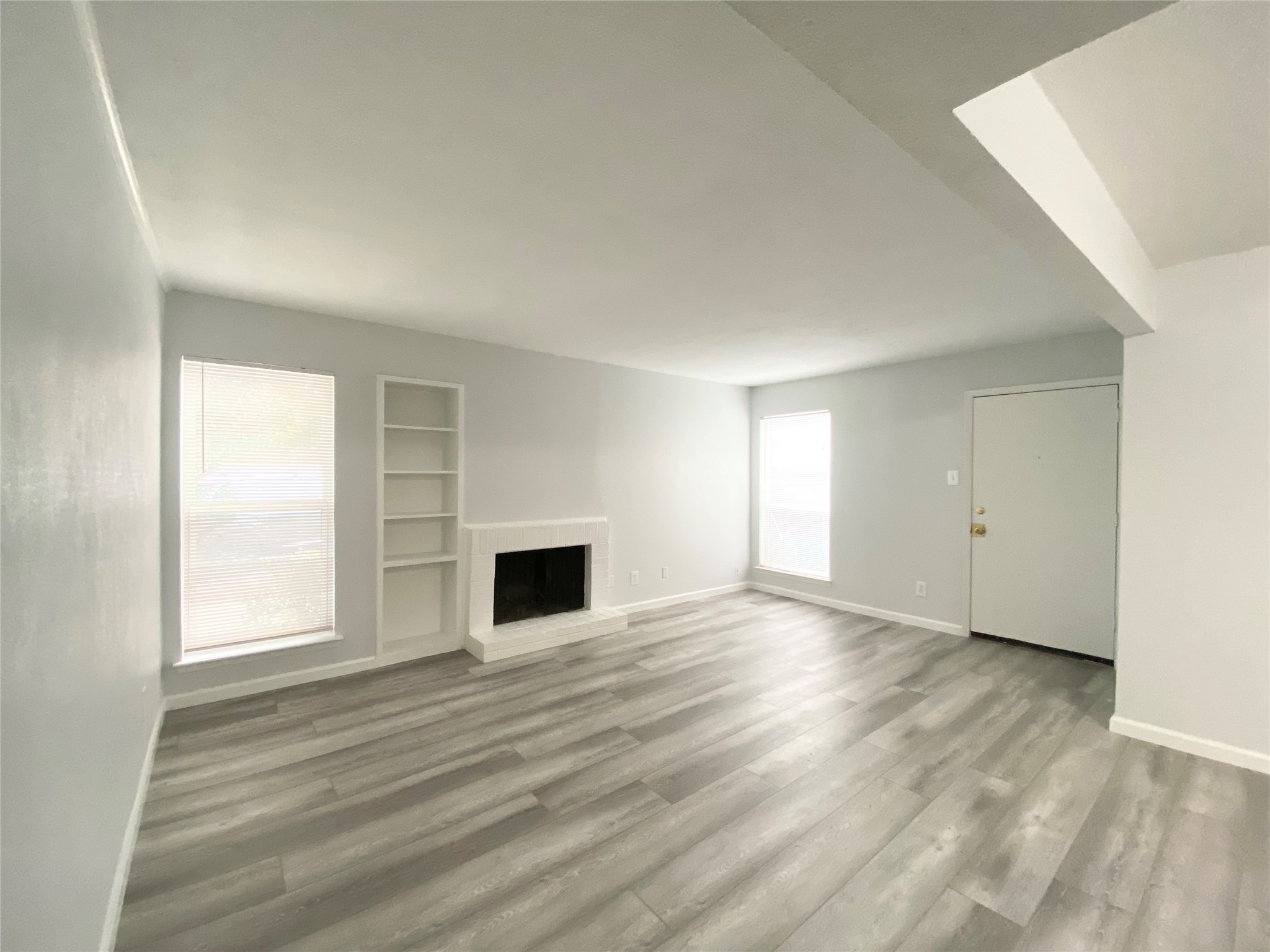 12816 Midway Road Dallas TX 75244