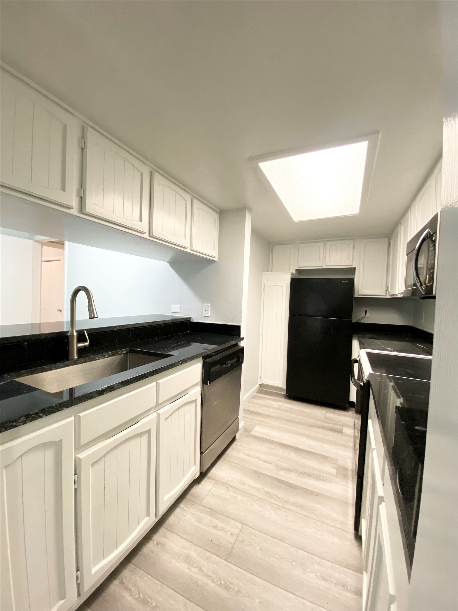 12816 Midway Road Dallas TX 75244