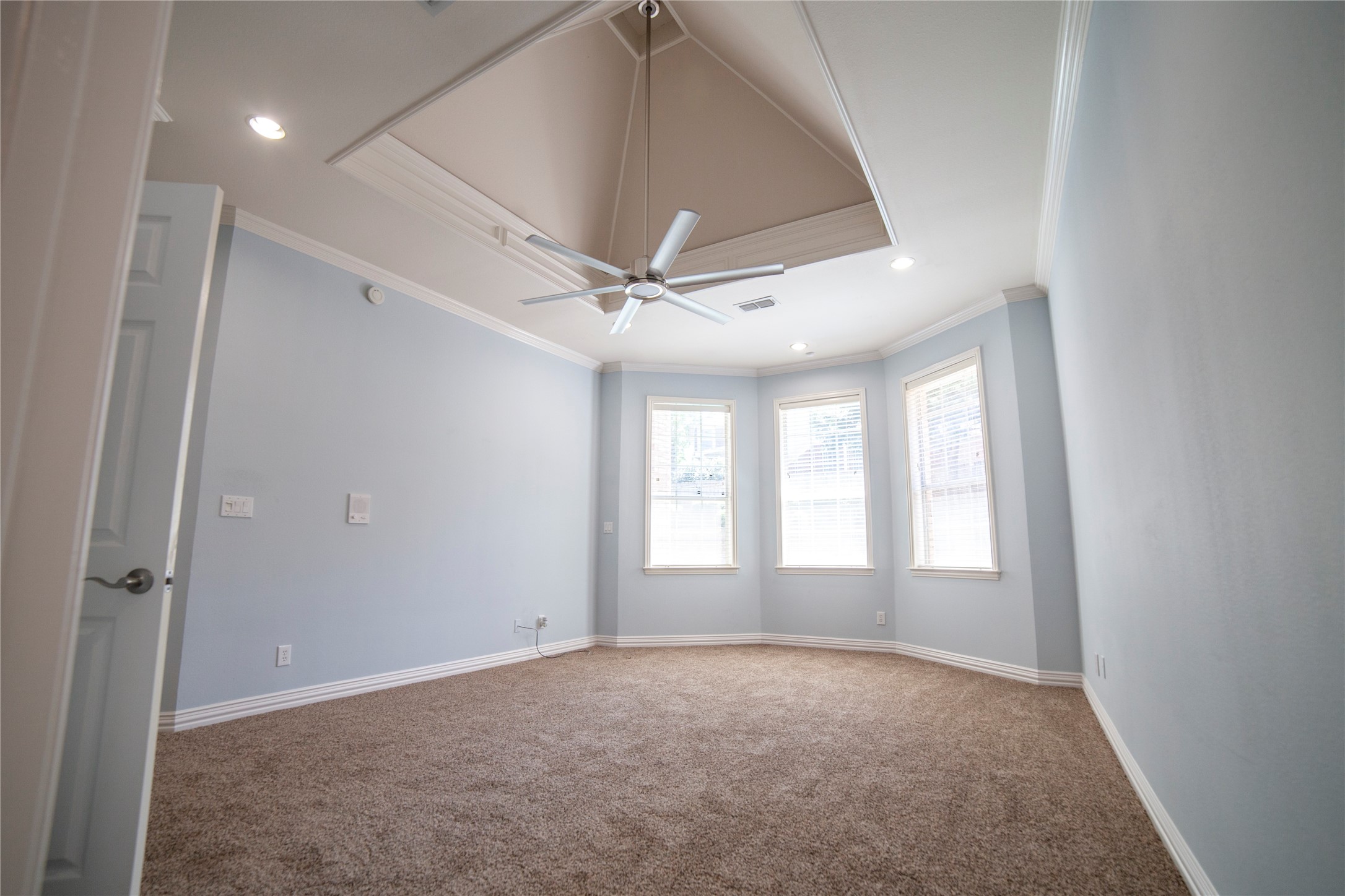 2423 River Rock Circle Arlington TX 76006