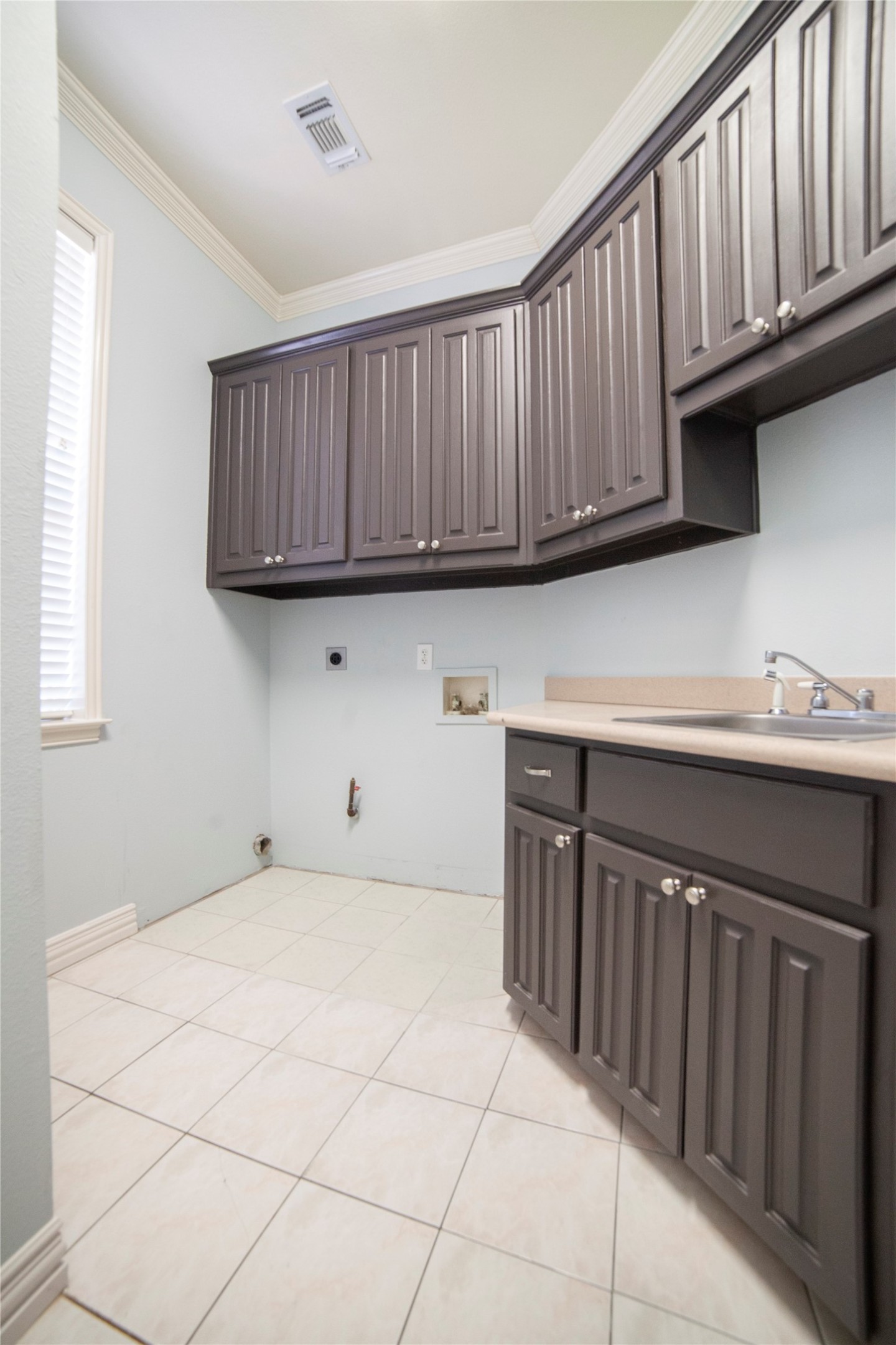 2423 River Rock Circle Arlington TX 76006