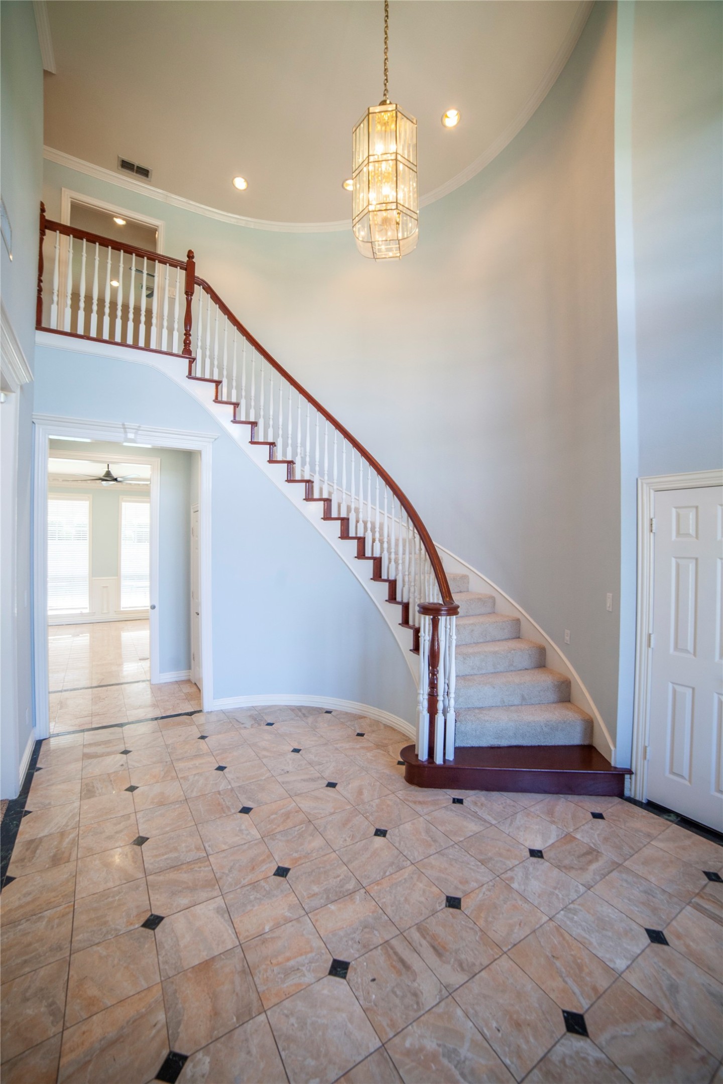 2423 River Rock Circle Arlington TX 76006