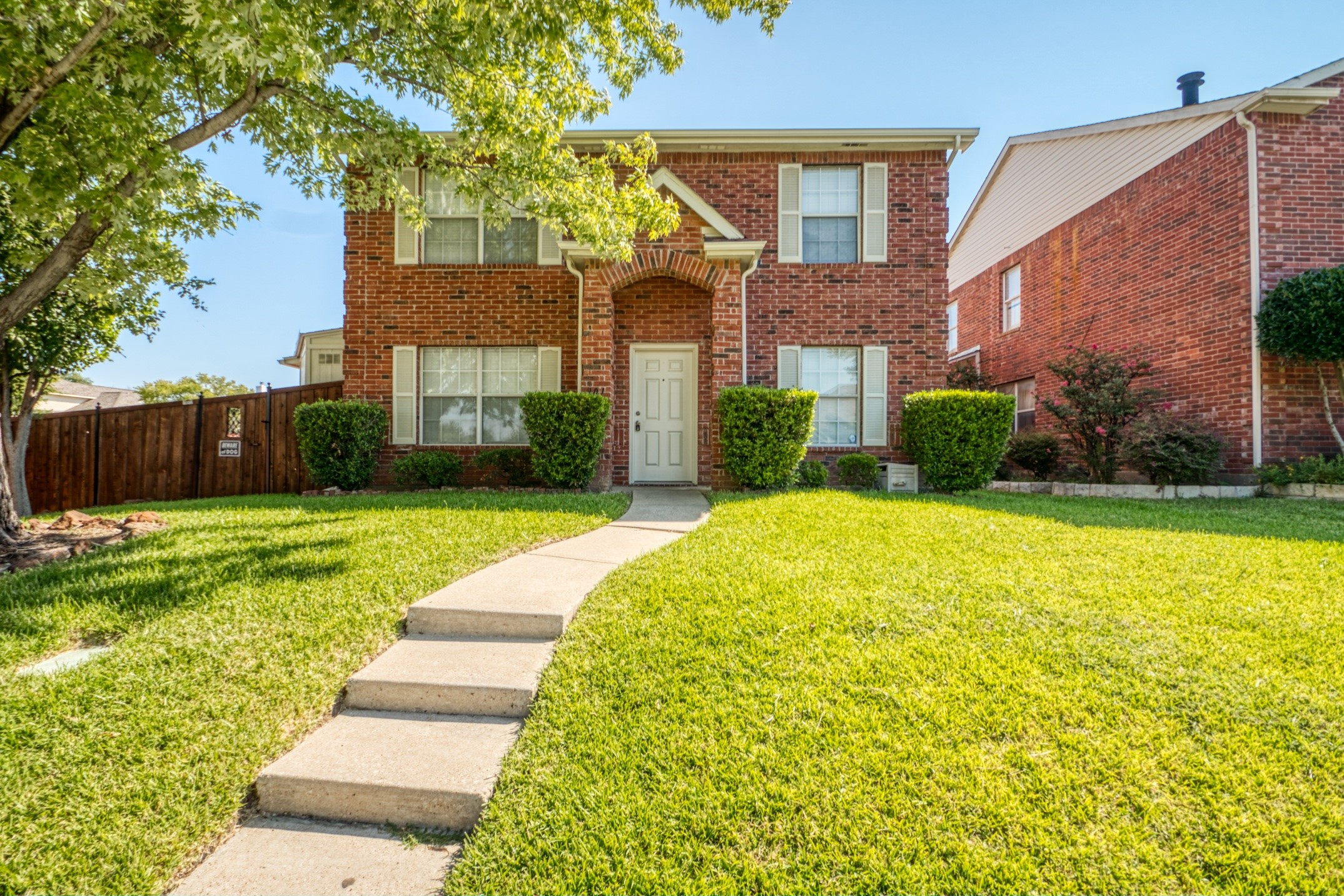 901 Elizabeth Drive Lewisville TX 75067