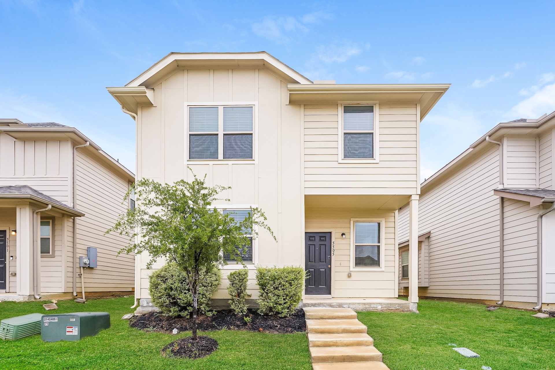 5505 Shore Point Trail Fort Worth TX 76119