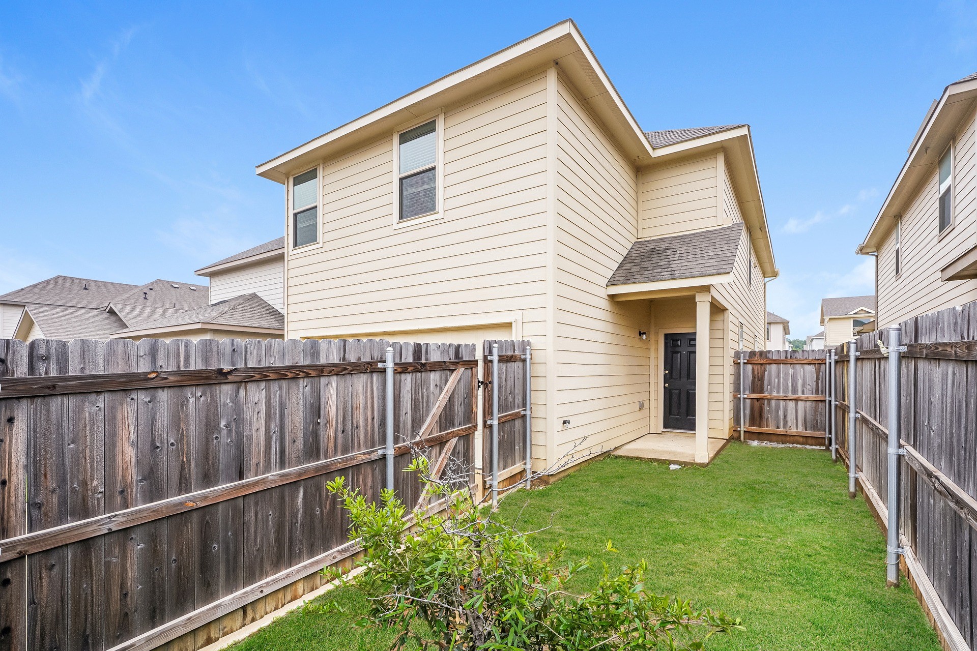 5505 Shore Point Trail Fort Worth TX 76119