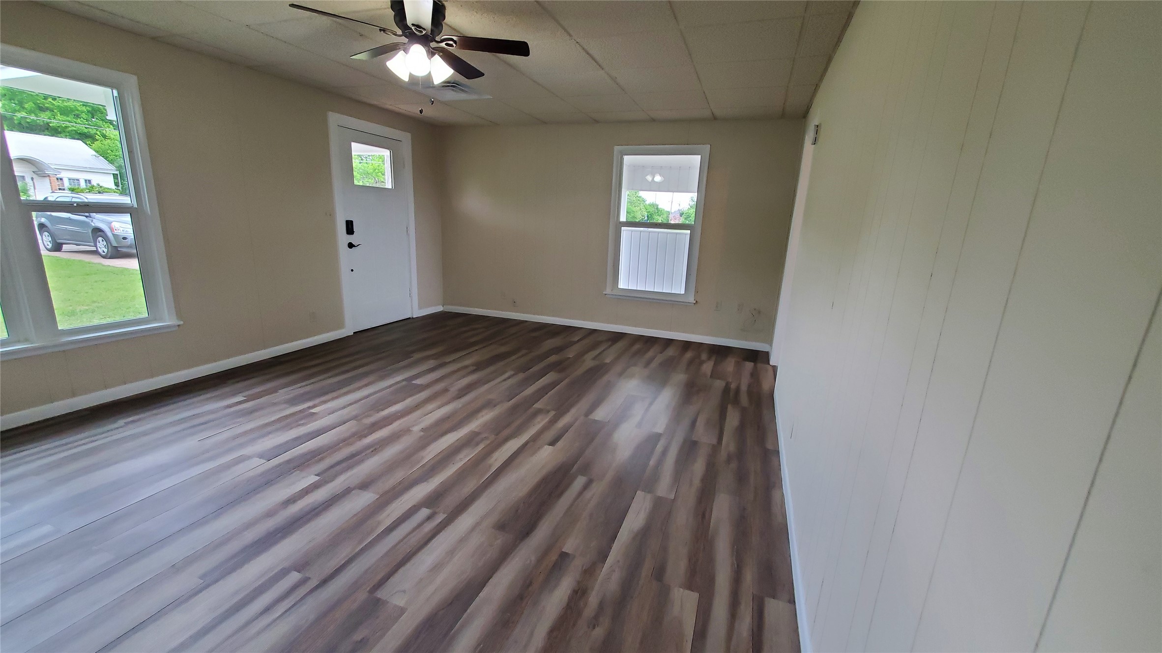 1237 S Waco Street Van Alstyne TX 75495