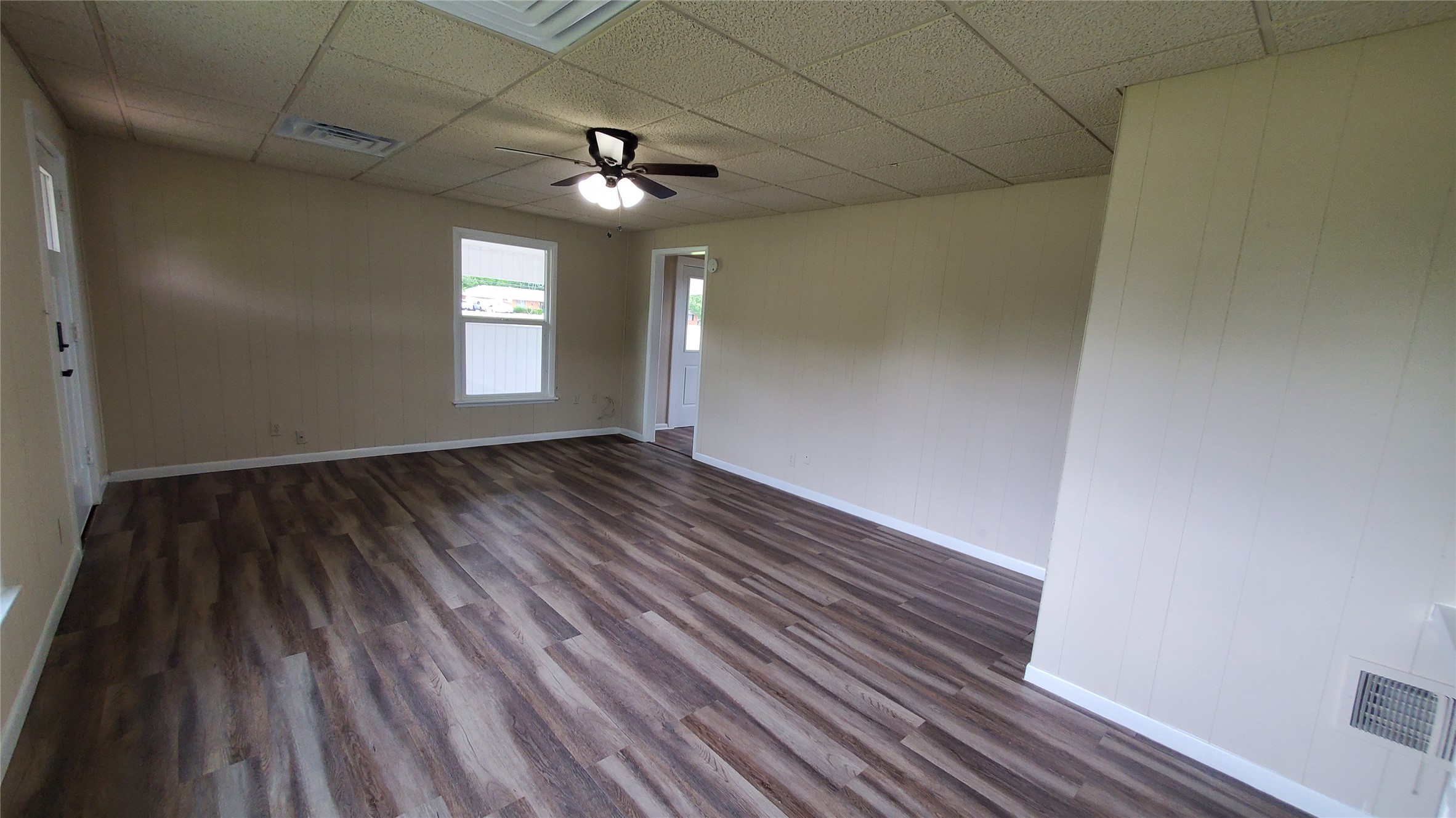 1237 S Waco Street Van Alstyne TX 75495
