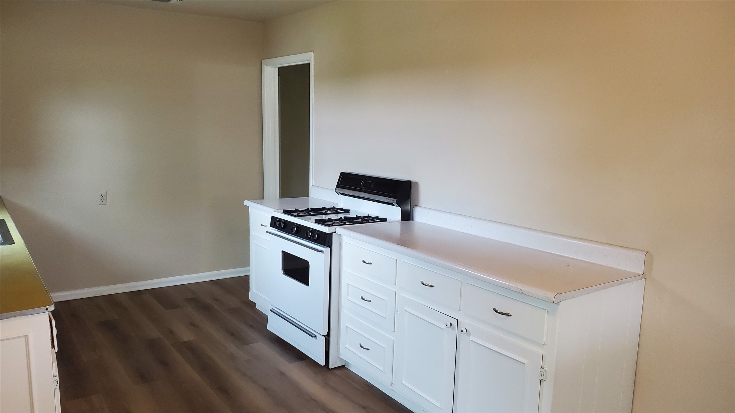 1237 S Waco Street Van Alstyne TX 75495