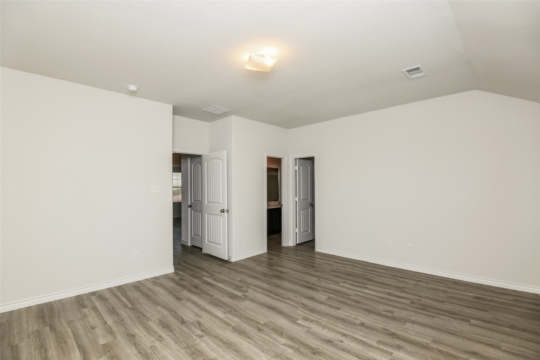 1205 Mallard Cove Ennis TX 75119