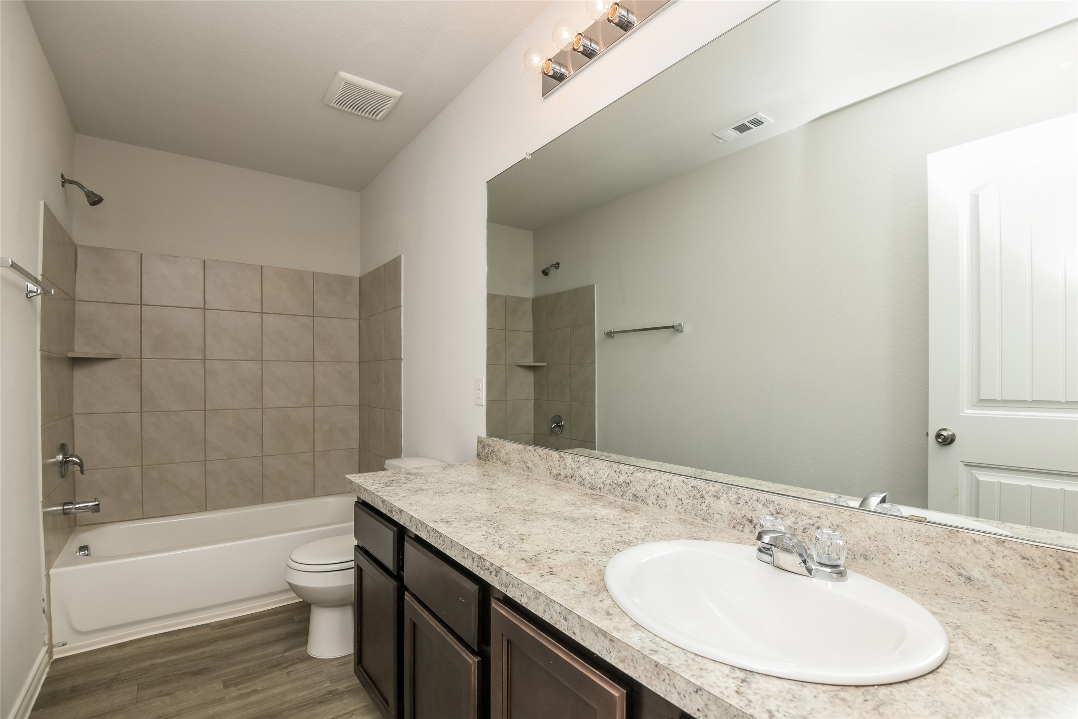 1205 Mallard Cove Ennis TX 75119