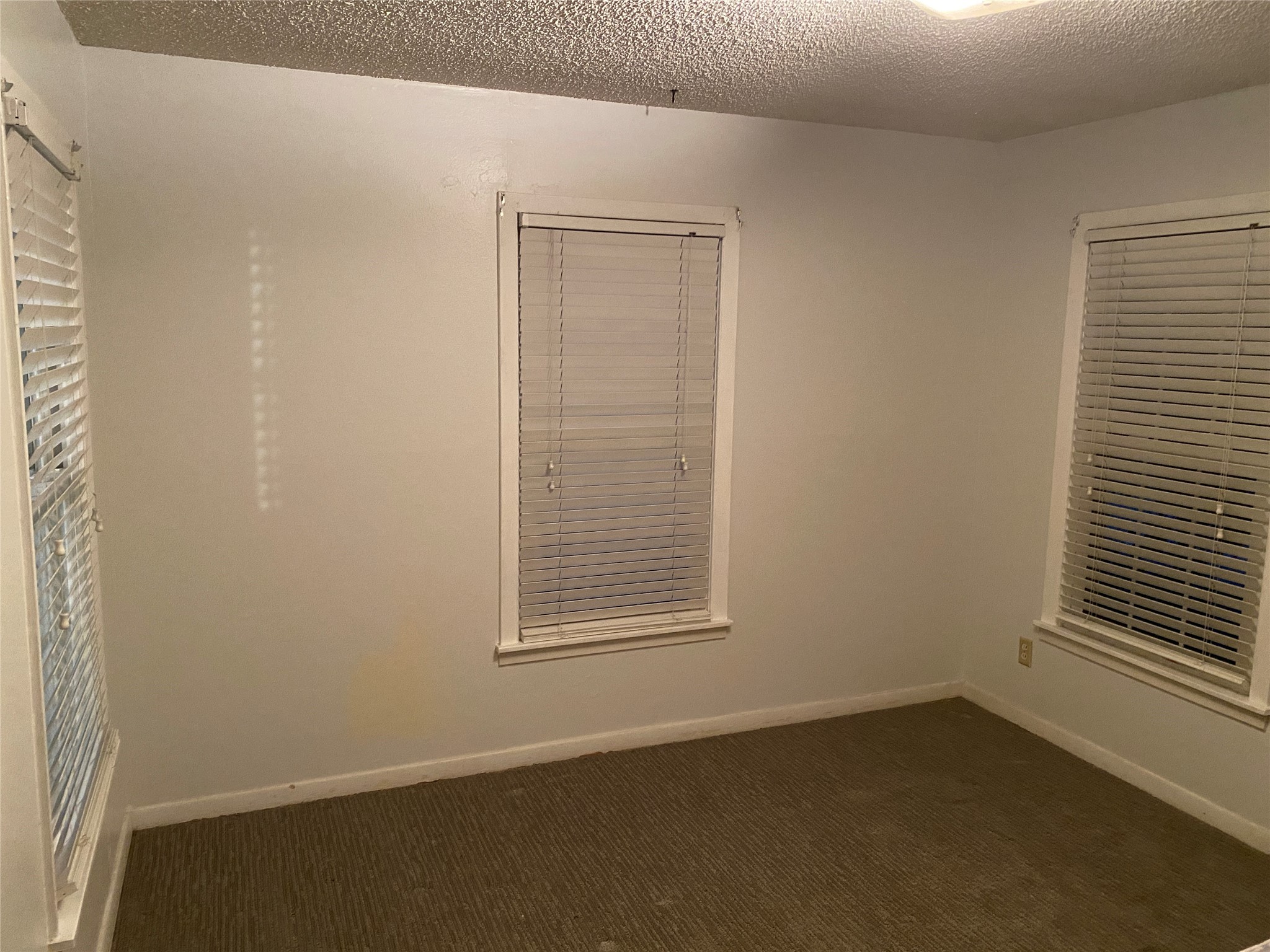 623 Club Oak Drive River Oaks TX 76114