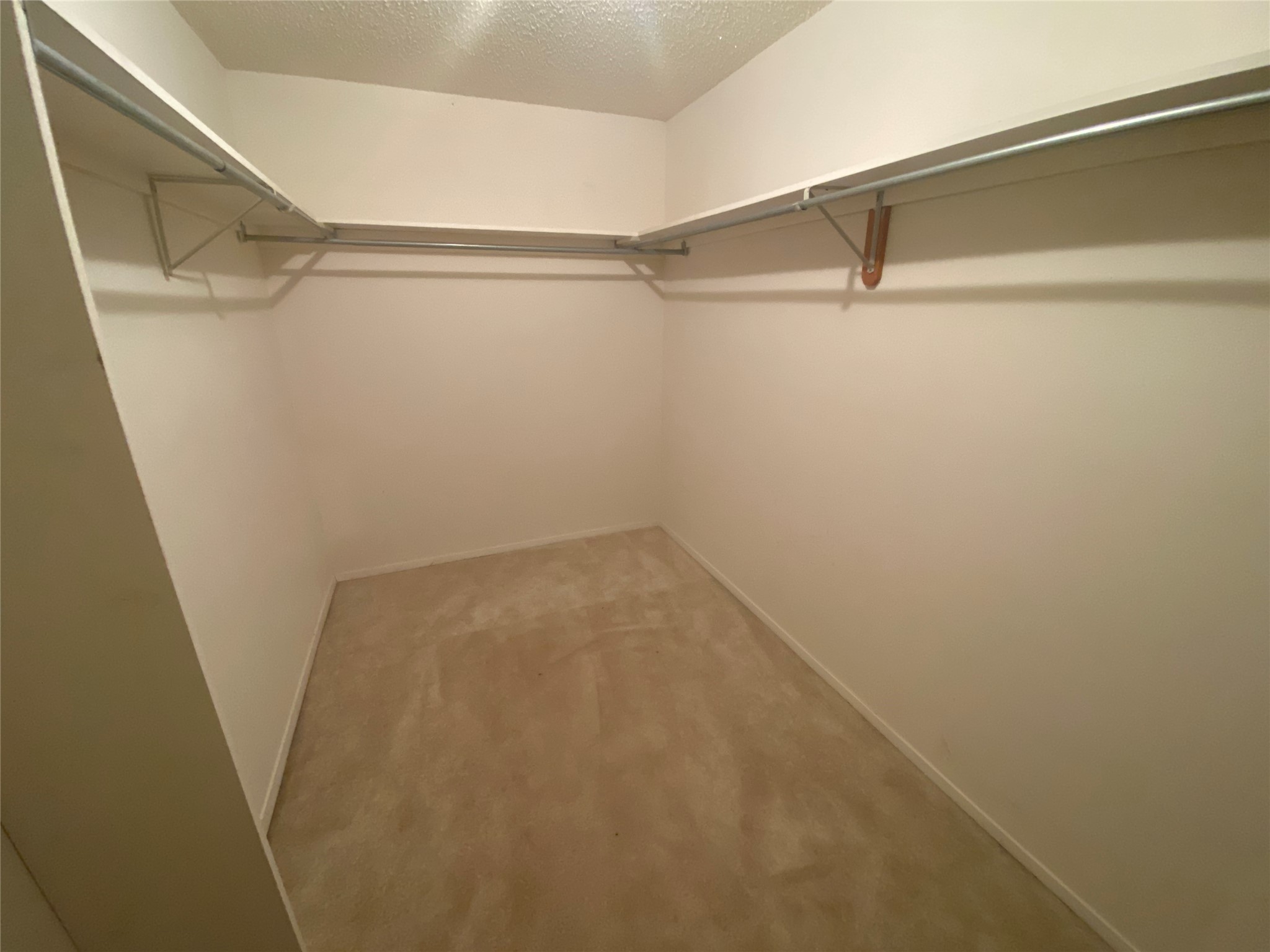 623 Club Oak Drive River Oaks TX 76114
