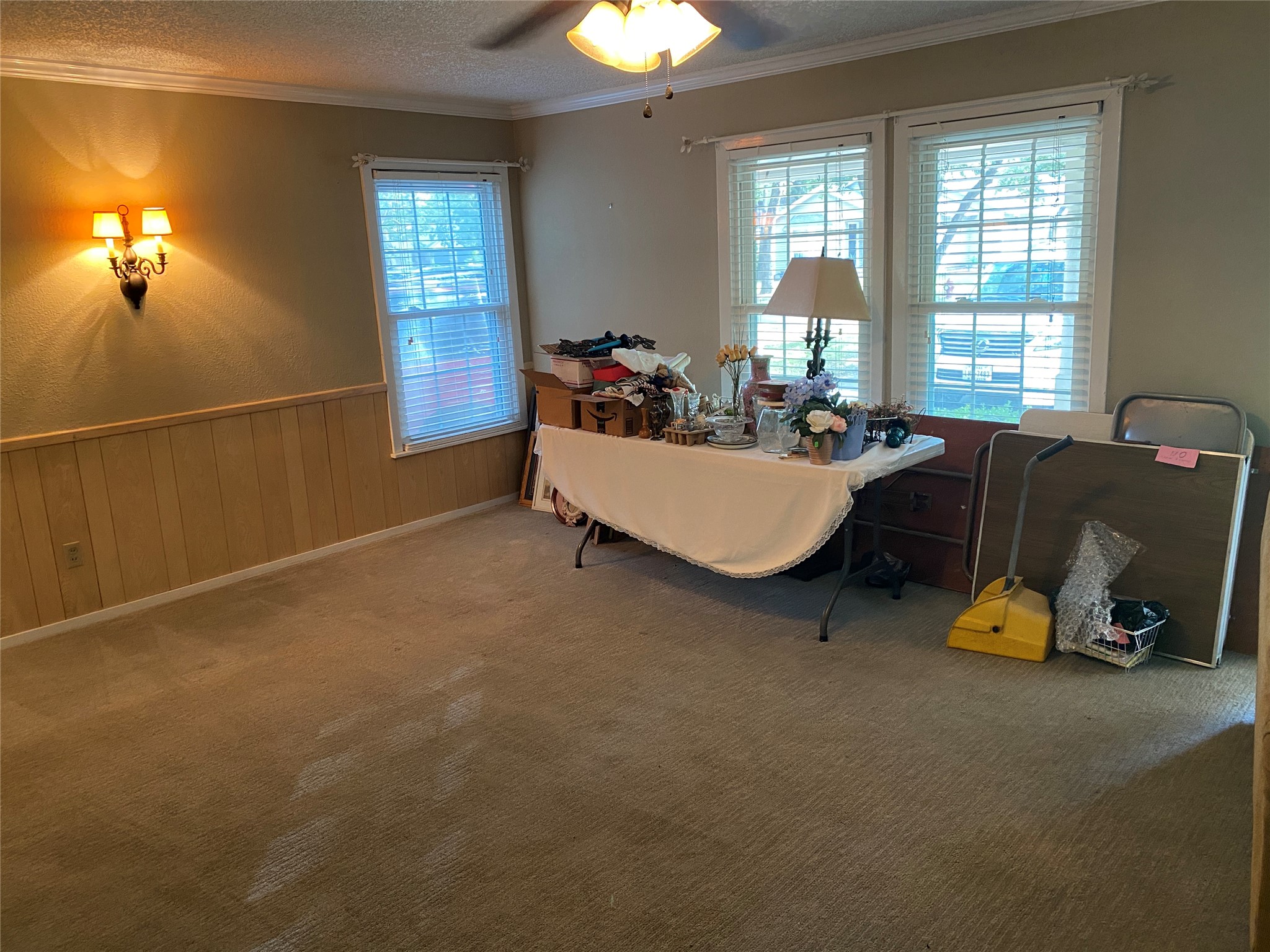 623 Club Oak Drive River Oaks TX 76114
