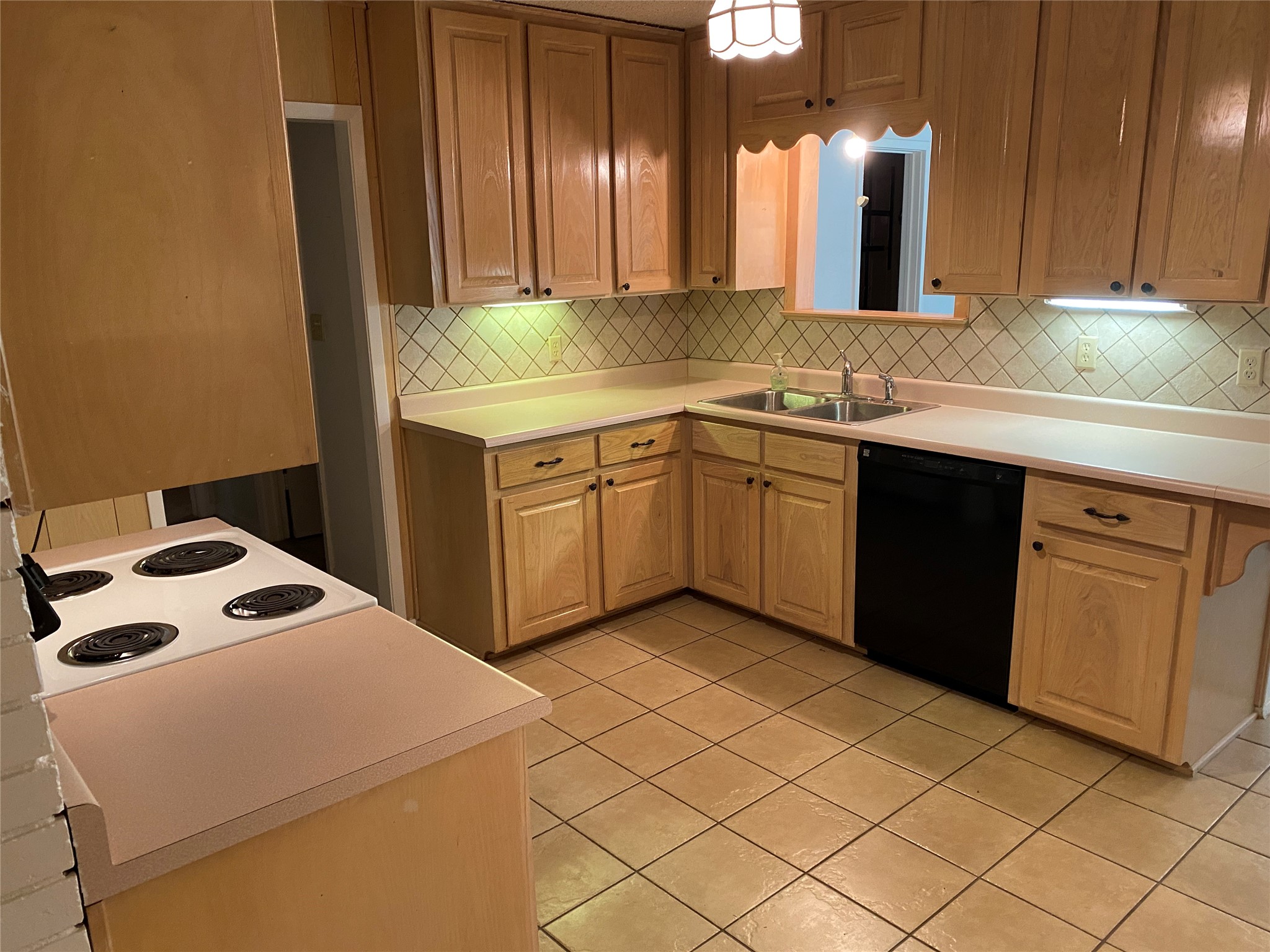 623 Club Oak Drive River Oaks TX 76114