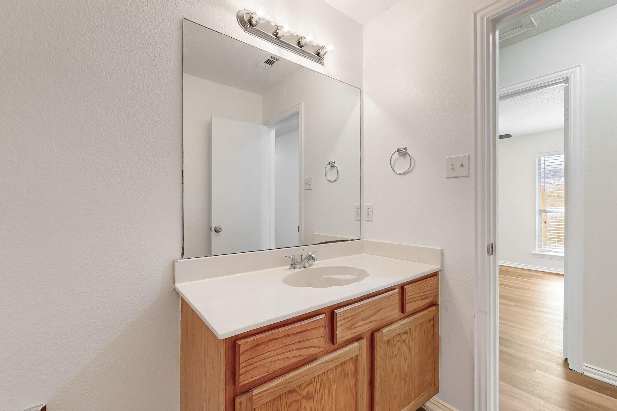 404 Truman Street Arlington TX 76011