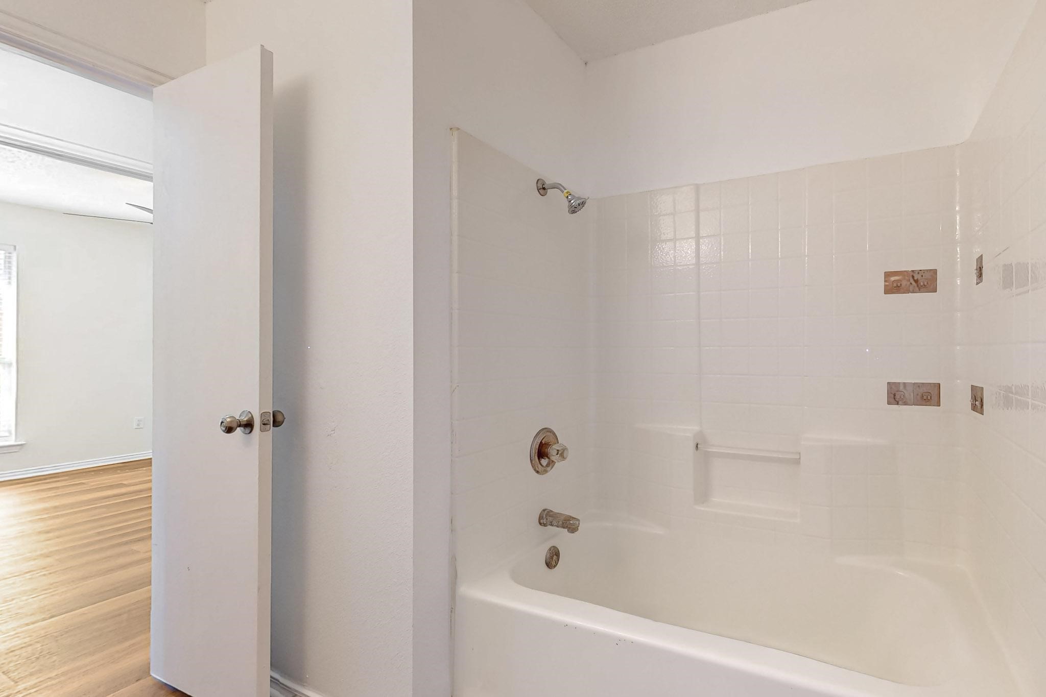 404 Truman Street Arlington TX 76011