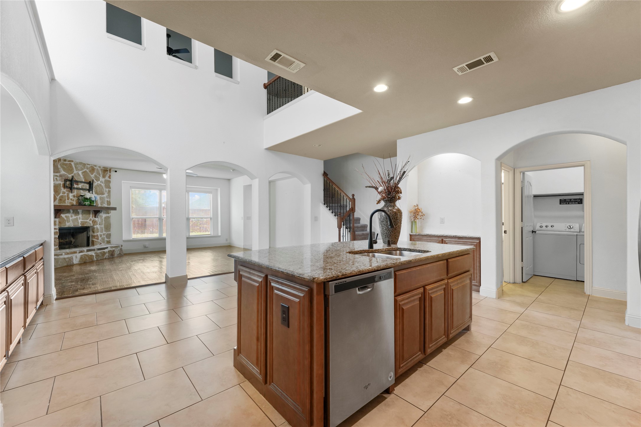1204 E Shawnee Drive Savannah TX 76227