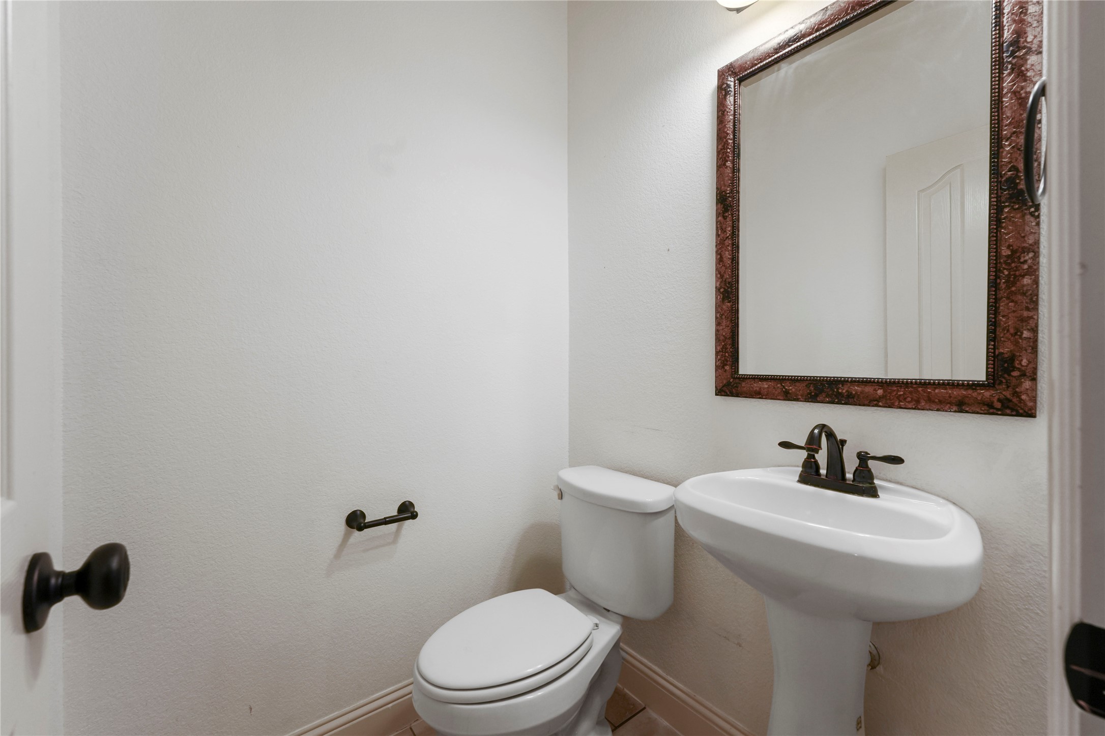 1204 E Shawnee Drive Savannah TX 76227