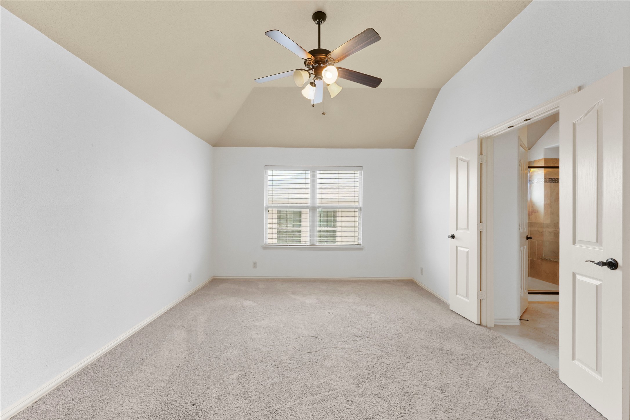 1204 E Shawnee Drive Savannah TX 76227