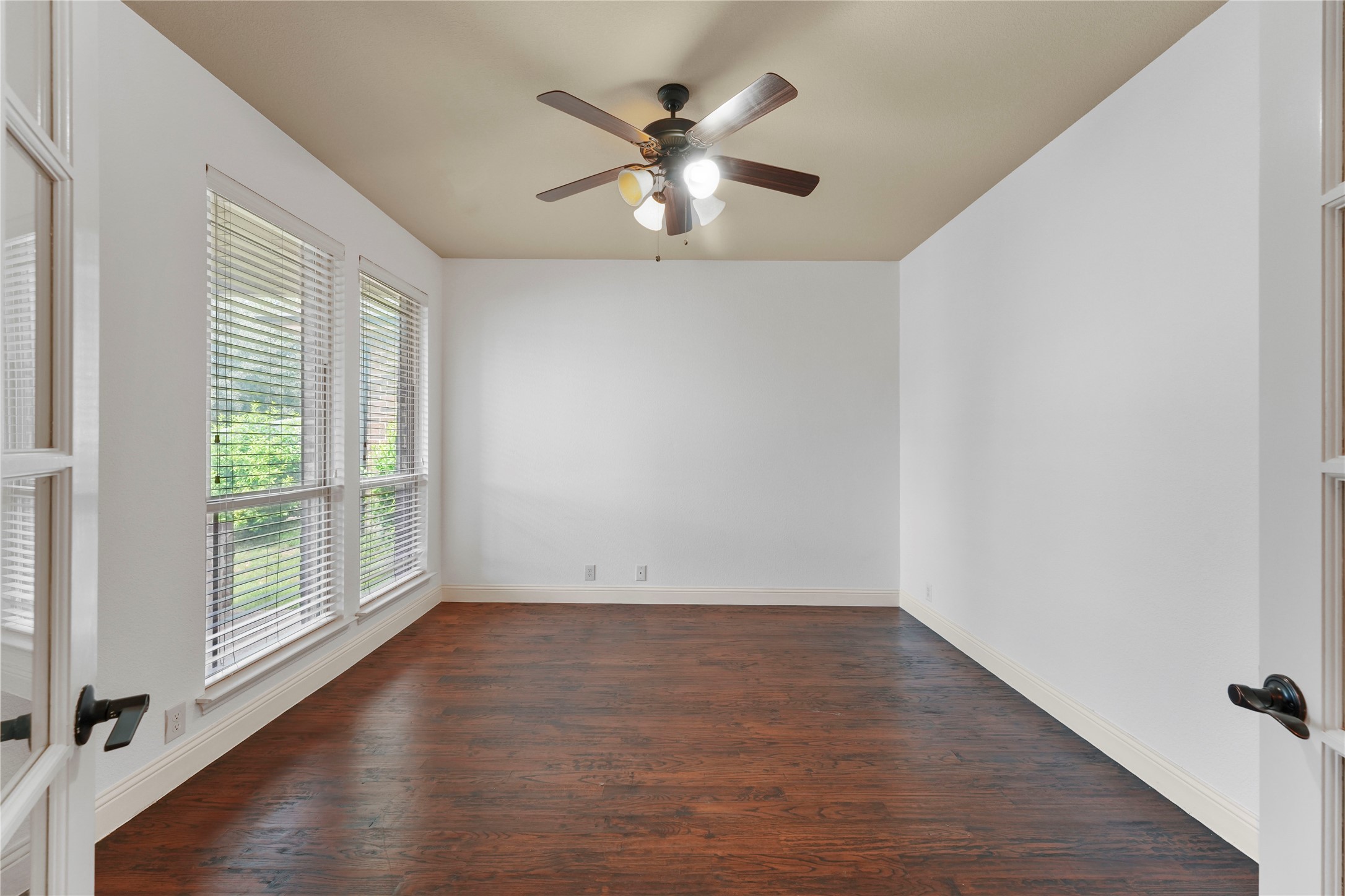 1204 E Shawnee Drive Savannah TX 76227
