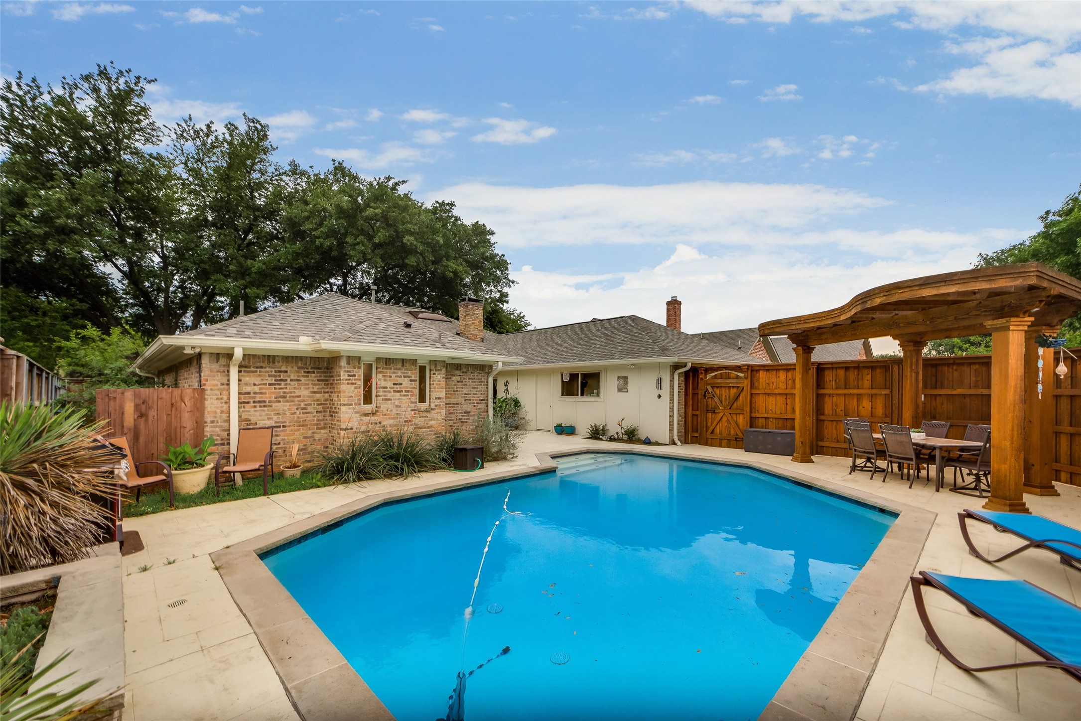 6931 Echo Bluff Drive Dallas TX 75248