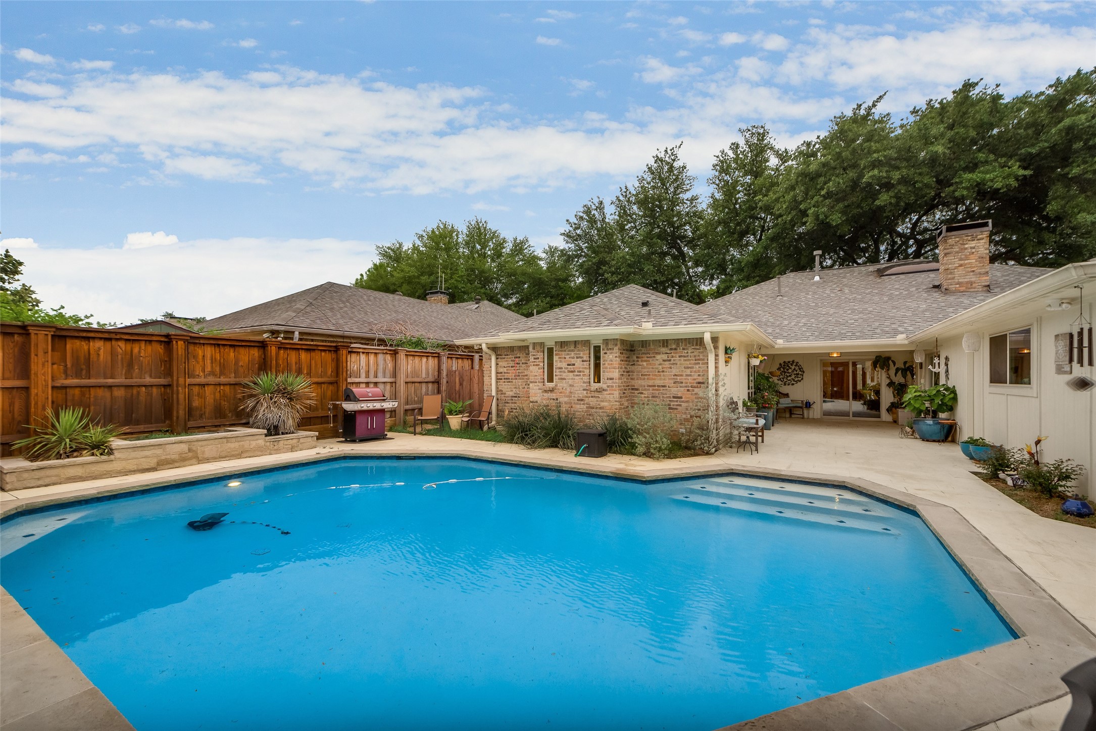 6931 Echo Bluff Drive Dallas TX 75248