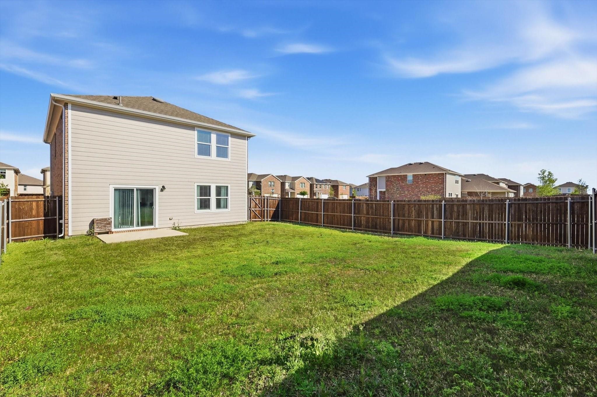 1802 Washington Street Princeton TX 75407