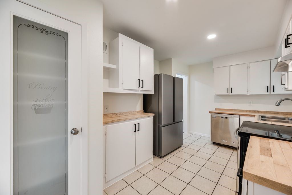 1959 Hillburn Drive Dallas TX 75217